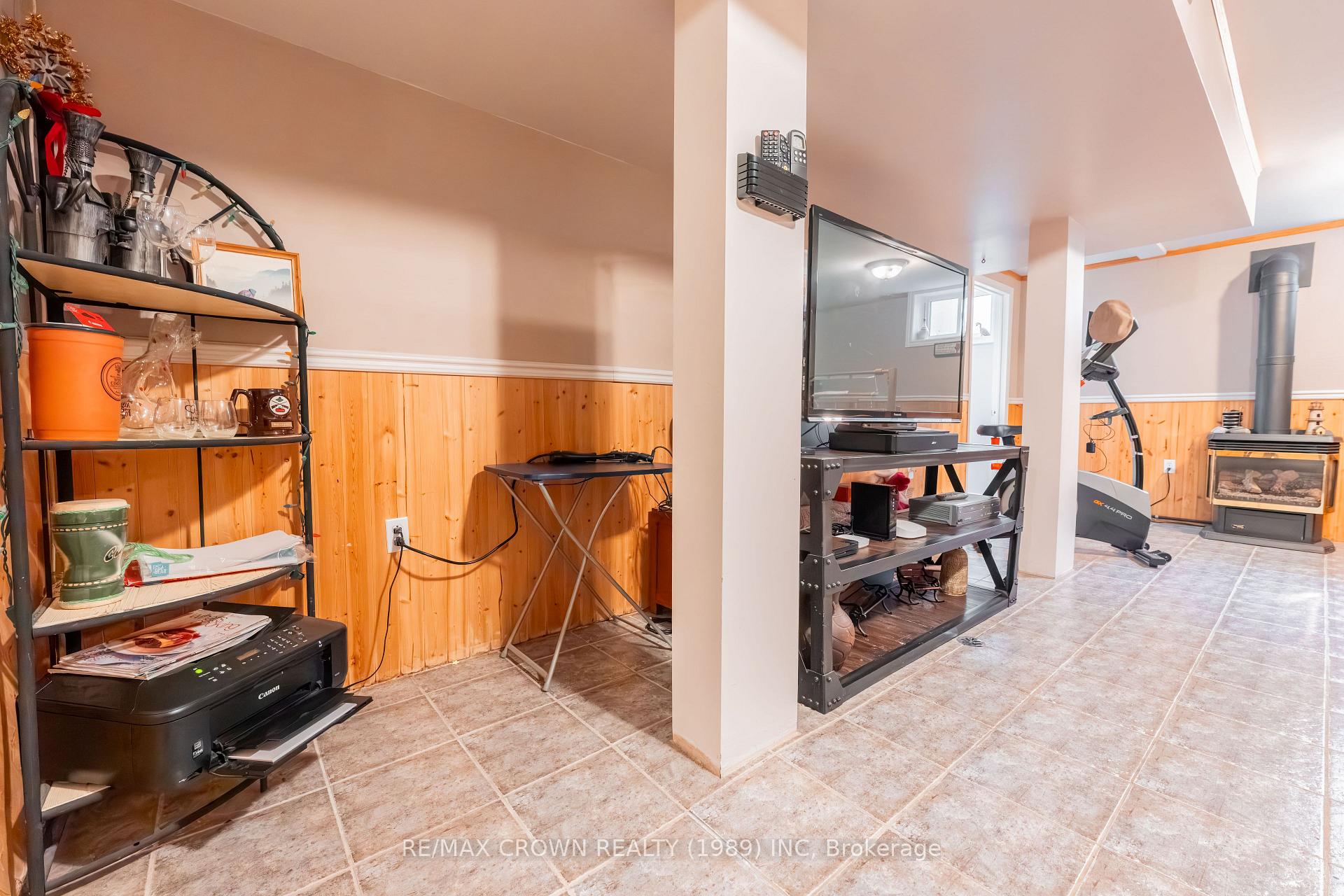 Photo 25 of 30 Hazel Street, Kapuskasing — HOMEH