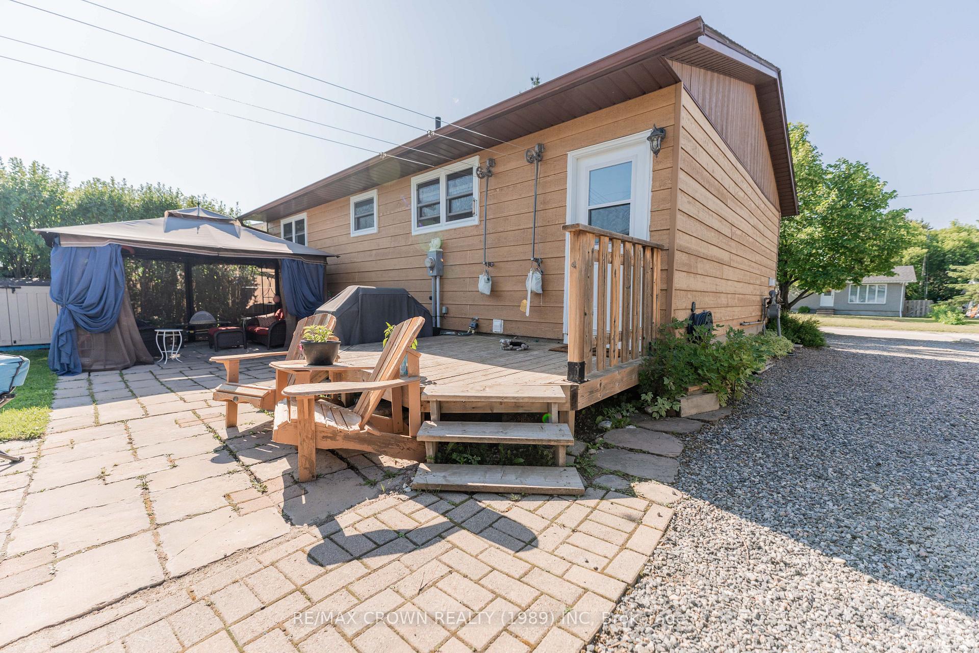 Photo 45 of 30 Hazel Street, Kapuskasing — HOMEH