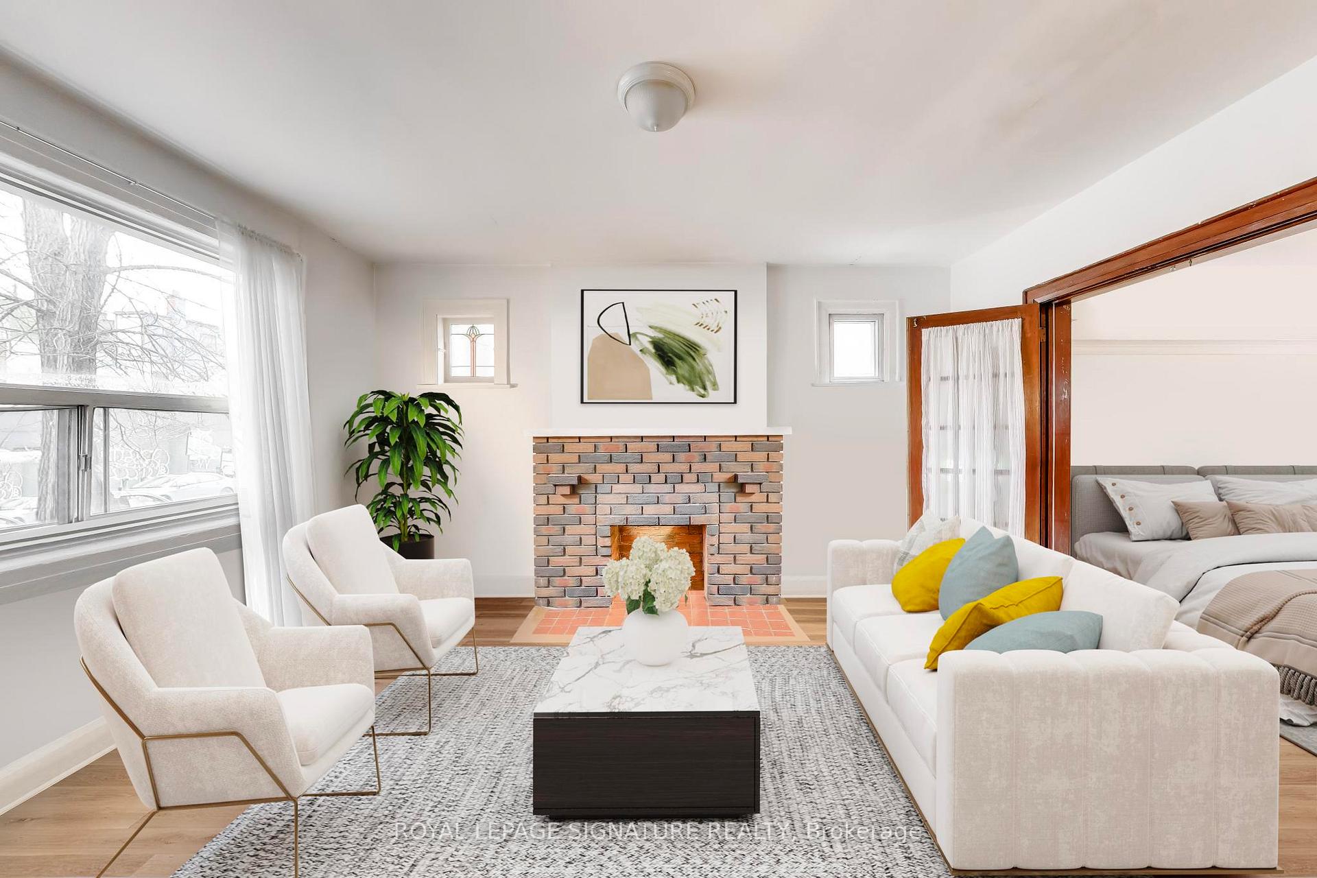 Photo 3 of 300 Concord Avenue, Toronto, Dovercourt-Wallace Emerson-Junction — HOMEH