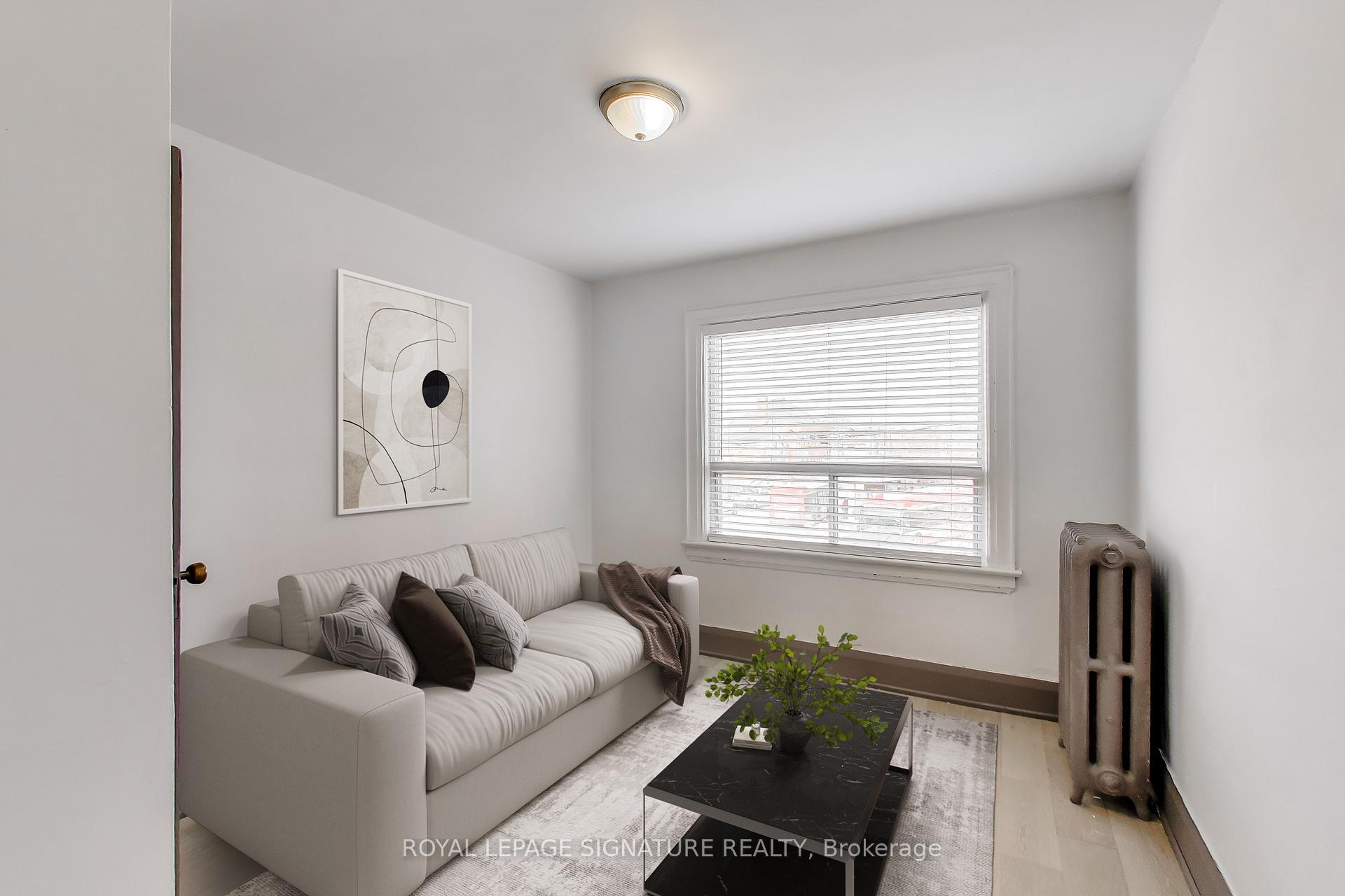 Photo 12 of 300 Concord Avenue, Toronto, Dovercourt-Wallace Emerson-Junction — HOMEH