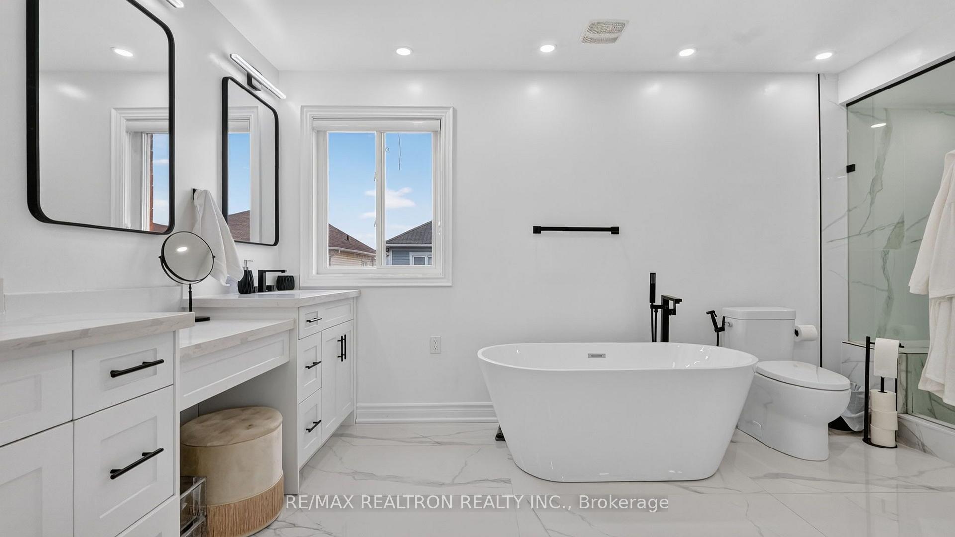 Photo 32 of 1087 Coldstream Drive, Oshawa, Taunton — HOMEH