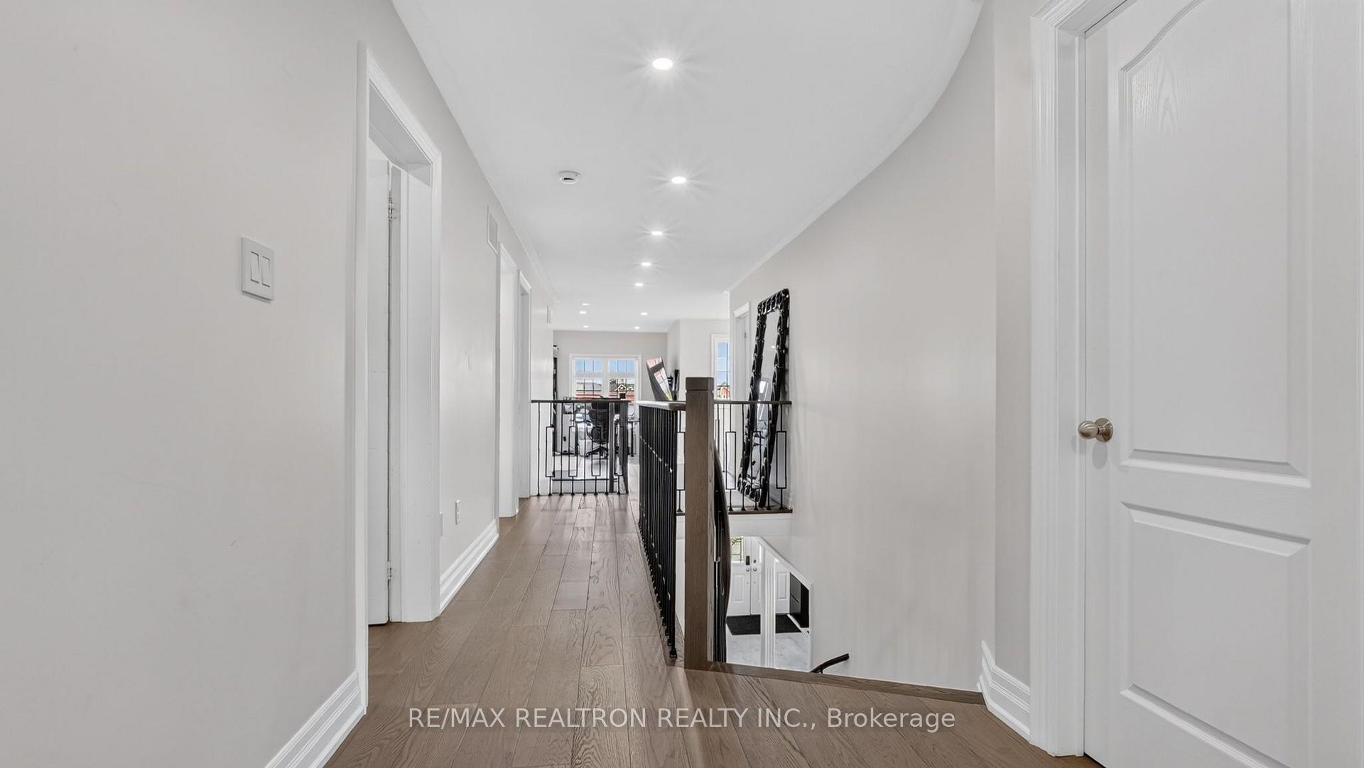 Photo 35 of 1087 Coldstream Drive, Oshawa, Taunton — HOMEH
