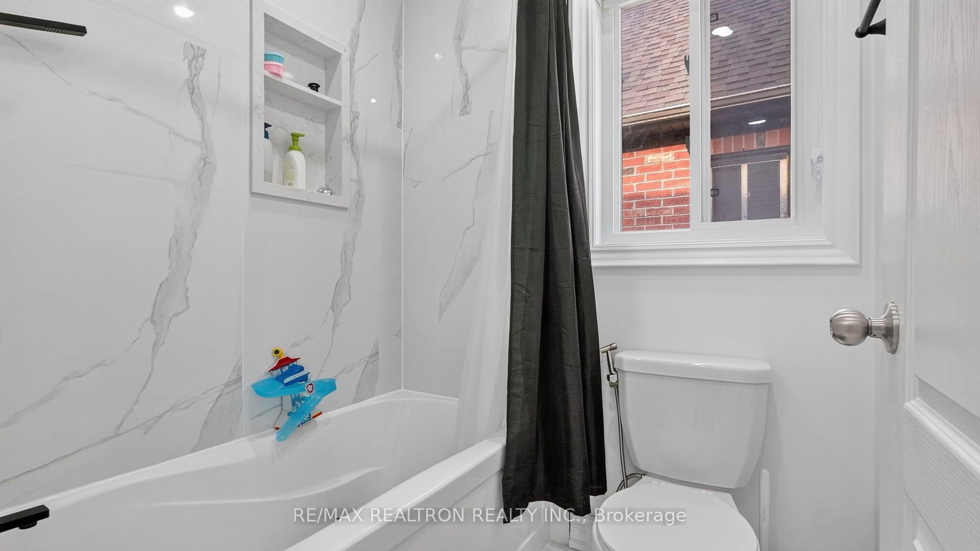 Photo 39 of 1087 Coldstream Drive, Oshawa, Taunton — HOMEH