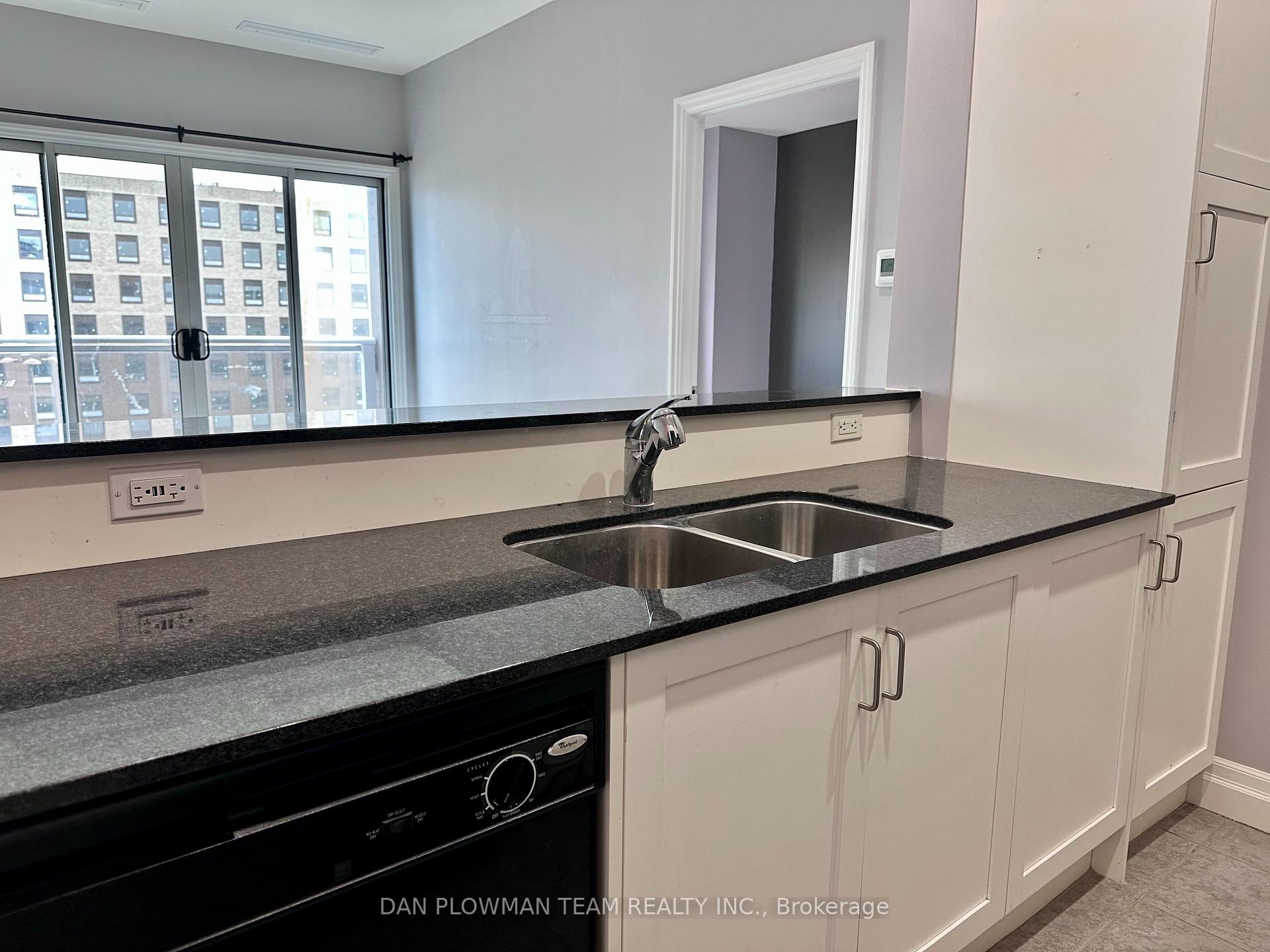 Photo 11 of Unit 607, 44 Bond Street W, Oshawa, O'Neill — HOMEH