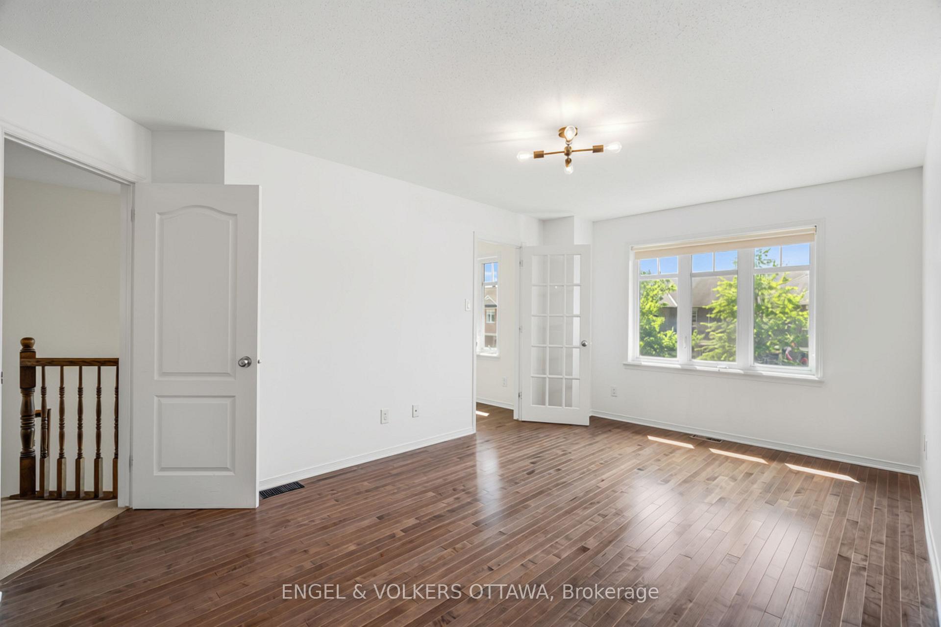 Photo 26 of 729 Nakina Way, Ottawa, Riverside South/Gloucester Glen — HOMEH