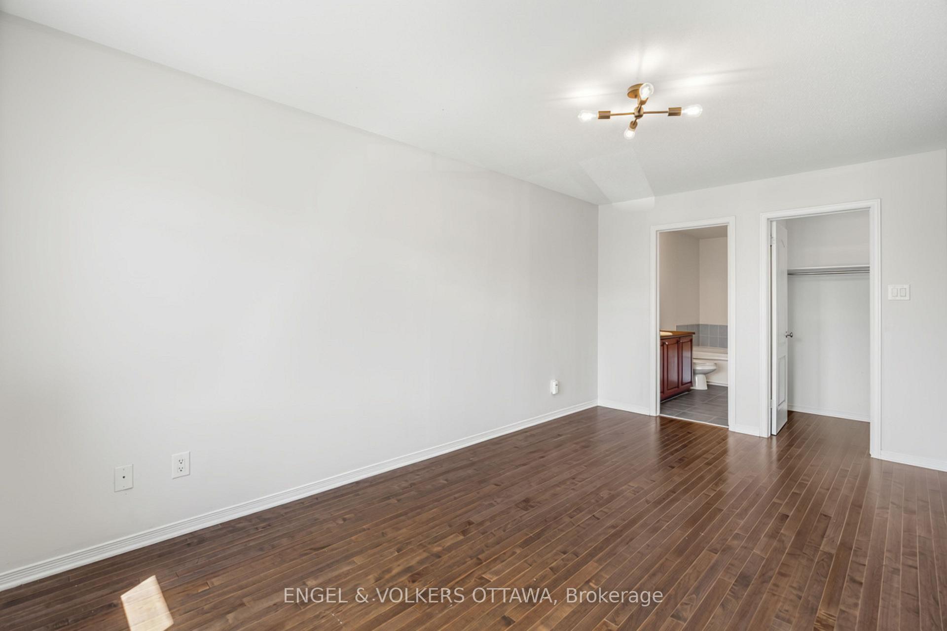 Photo 27 of 729 Nakina Way, Ottawa, Riverside South/Gloucester Glen — HOMEH