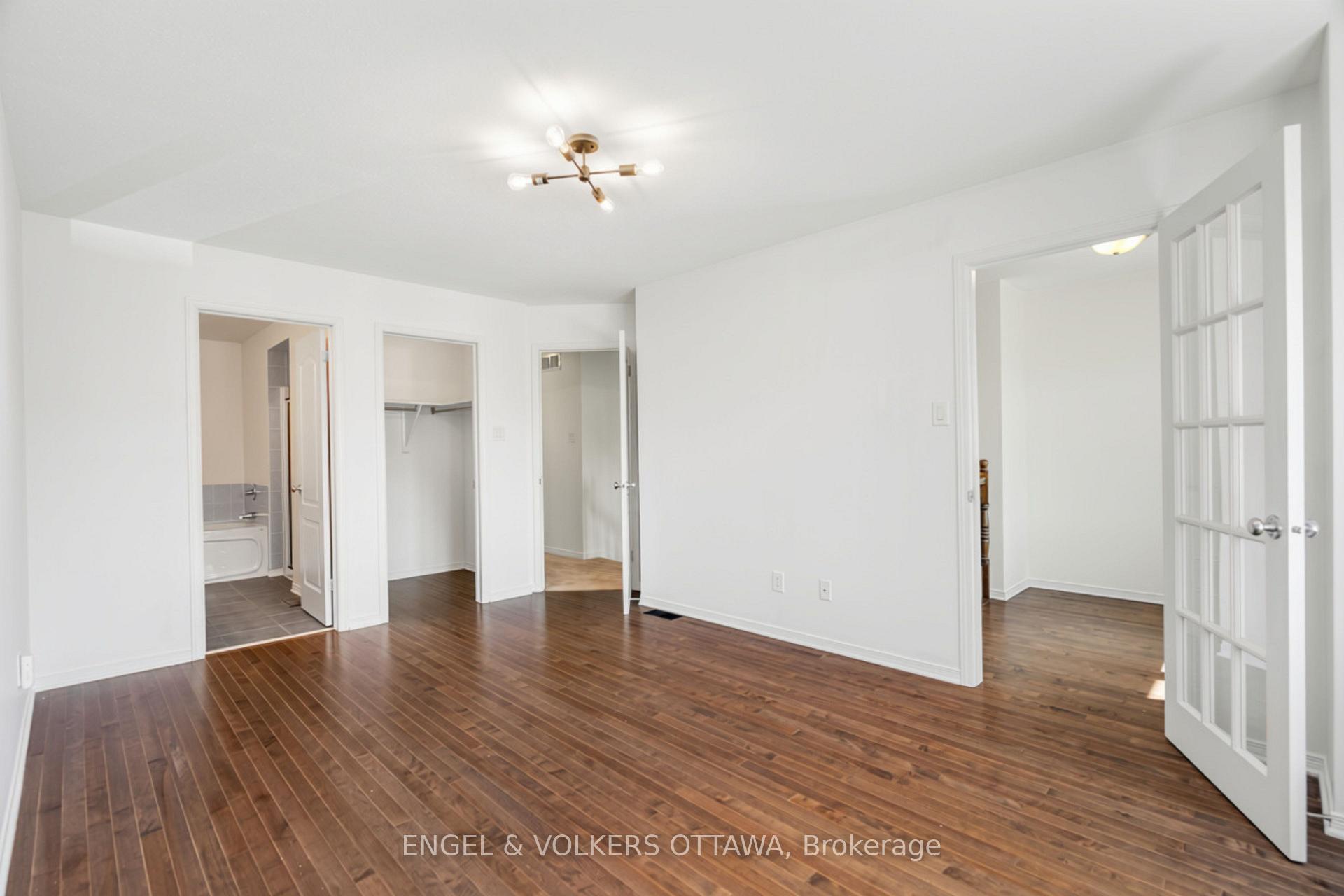 Photo 31 of 729 Nakina Way, Ottawa, Riverside South/Gloucester Glen — HOMEH