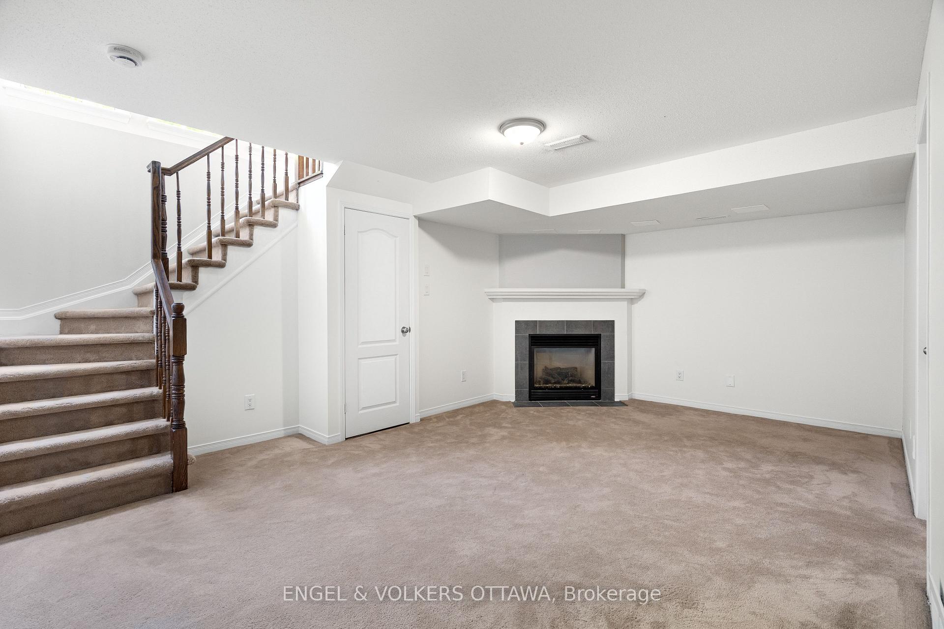Photo 41 of 729 Nakina Way, Ottawa, Riverside South/Gloucester Glen — HOMEH