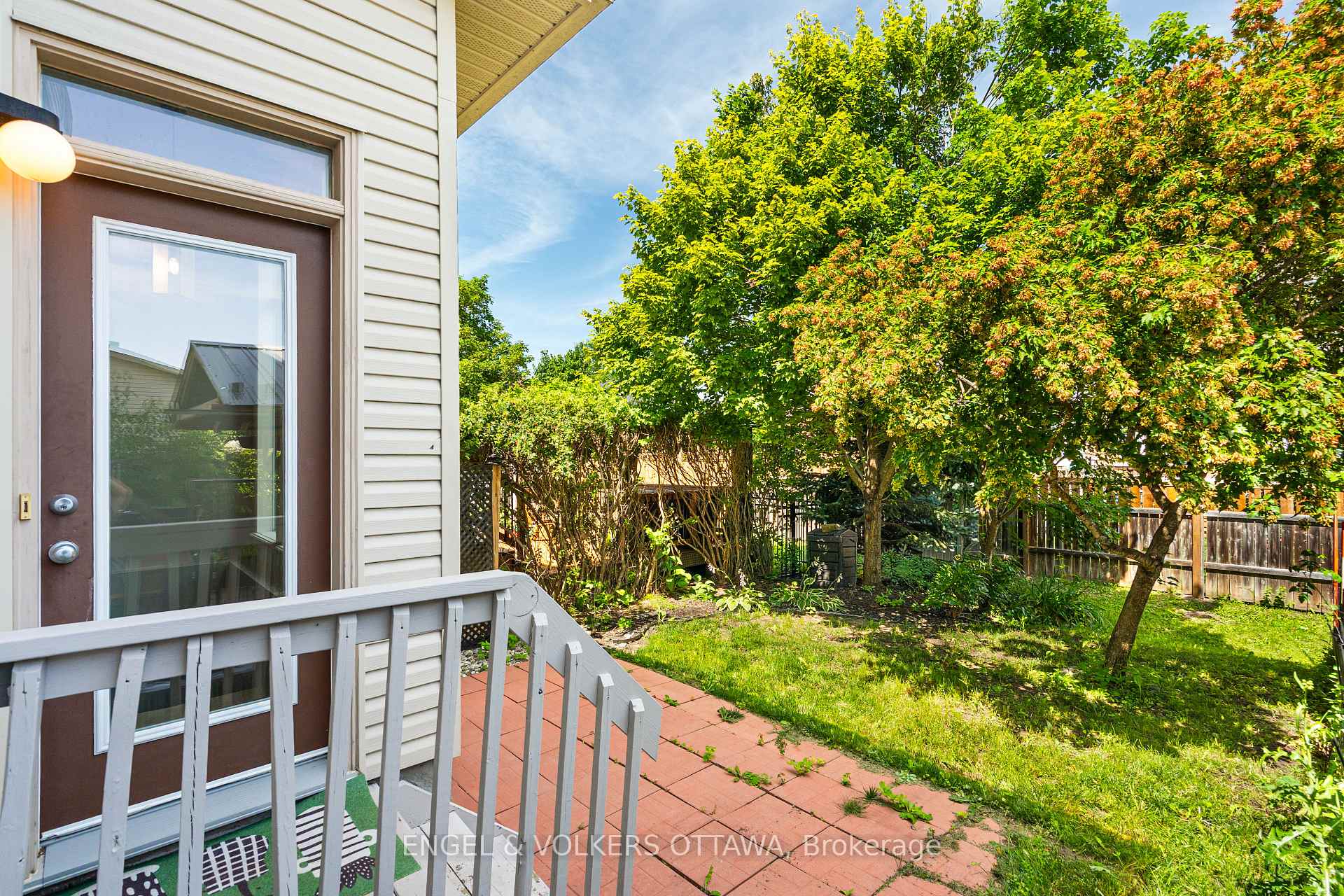 Photo 42 of 729 Nakina Way, Ottawa, Riverside South/Gloucester Glen — HOMEH