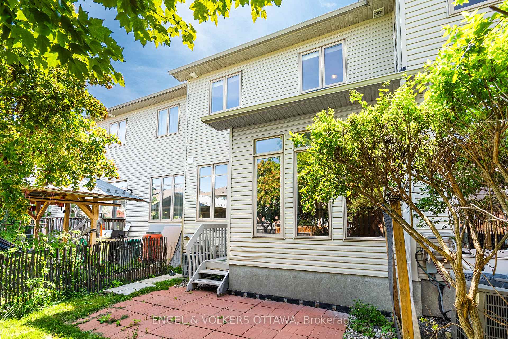 Photo 44 of 729 Nakina Way, Ottawa, Riverside South/Gloucester Glen — HOMEH