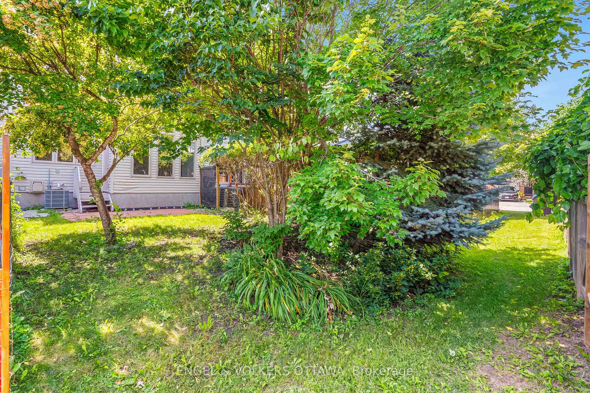Photo 45 of 729 Nakina Way, Ottawa, Riverside South/Gloucester Glen — HOMEH