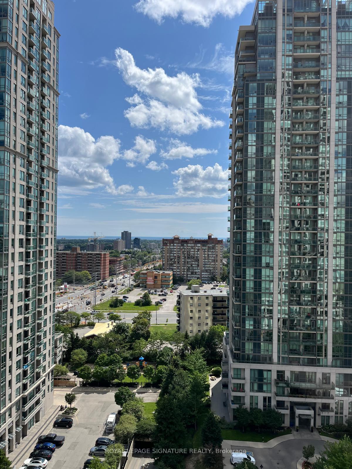 Photo 11 of Unit 1007, 30 Elm Drive, Mississauga, Mississauga Valleys — HOMEH