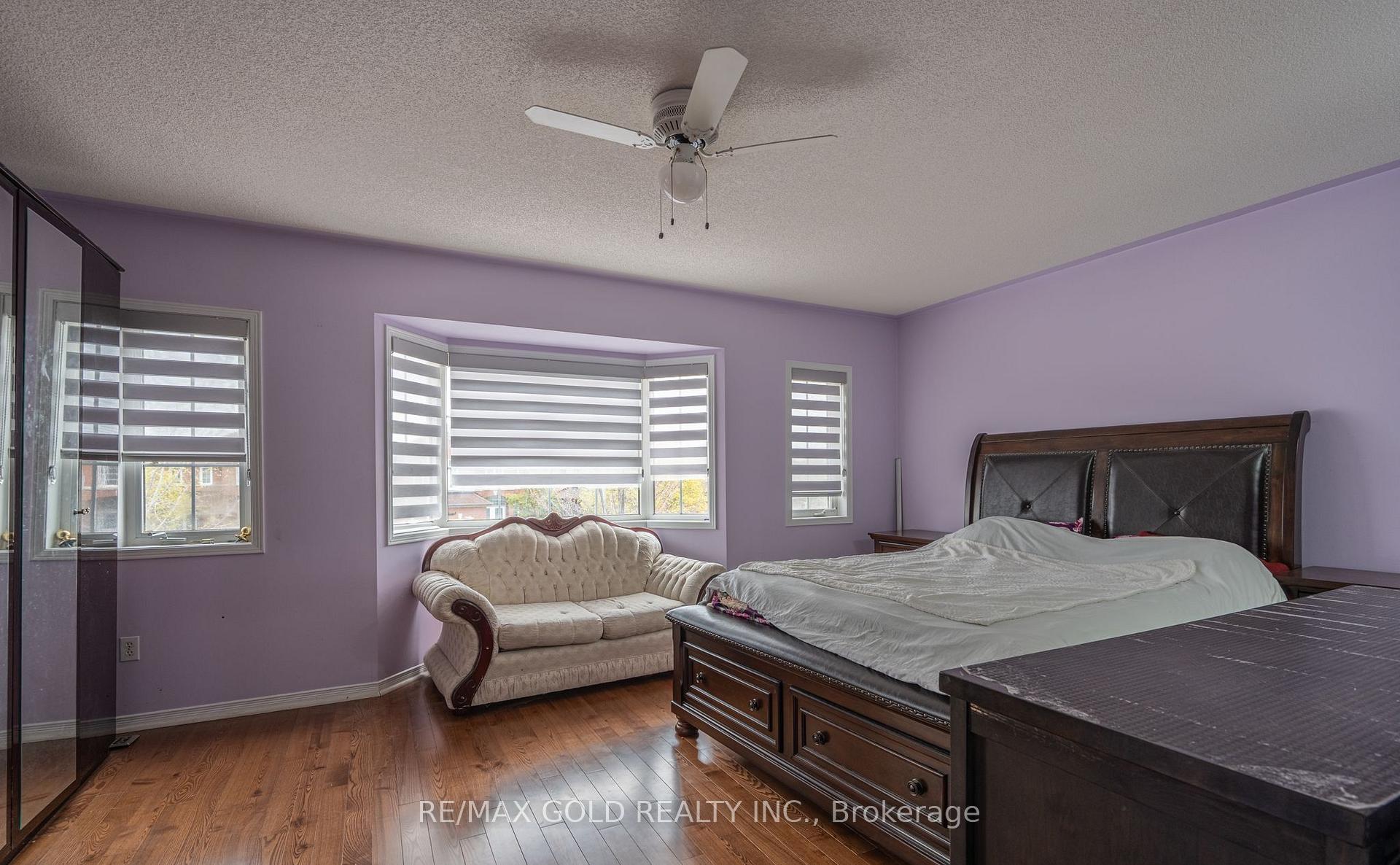 Photo 17 of 104 Sunny Meadow Boulevard, Brampton, Sandringham-Wellington — HOMEH