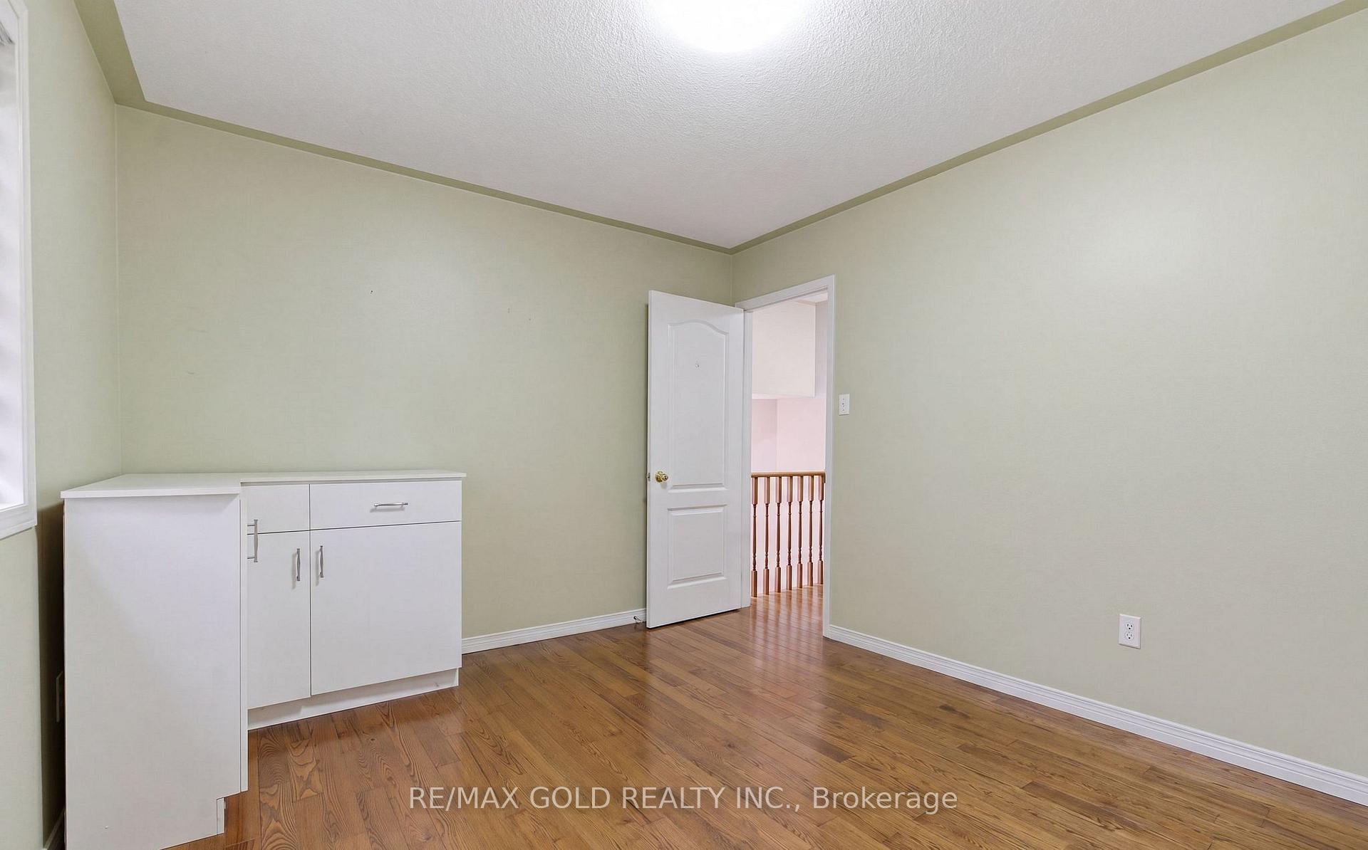 Photo 27 of 104 Sunny Meadow Boulevard, Brampton, Sandringham-Wellington — HOMEH