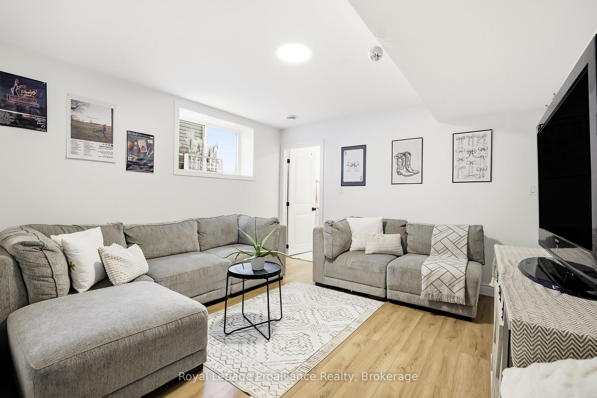 Photo 33 of 35 Rabbit Road, Brighton — HOMEH