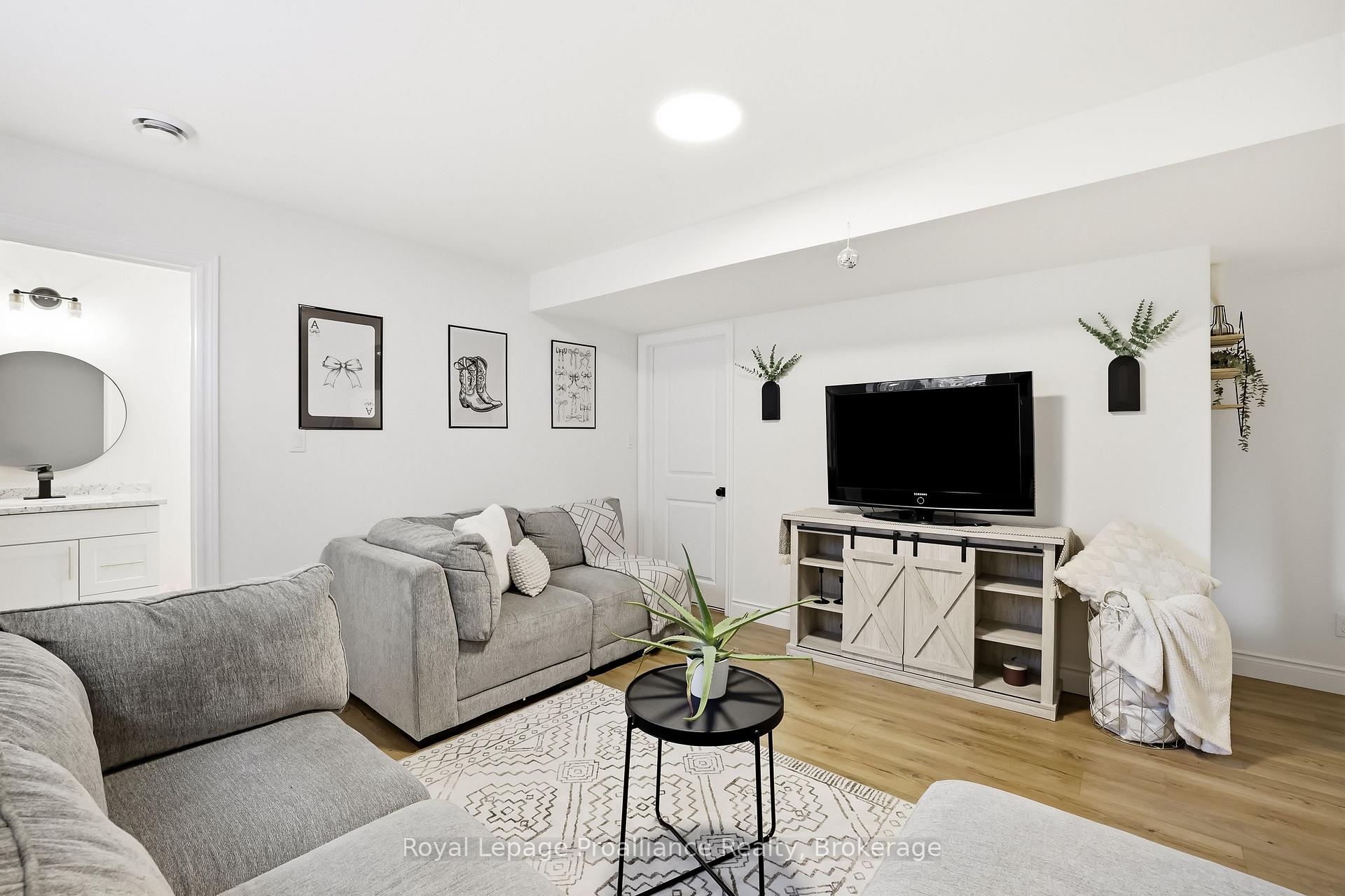 Photo 34 of 35 Rabbit Road, Brighton — HOMEH