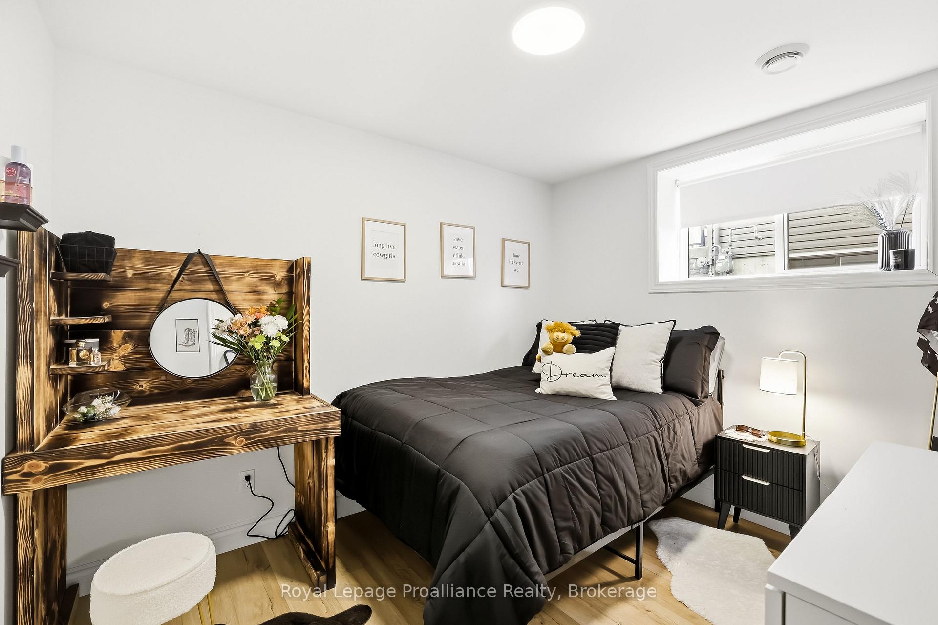 Photo 37 of 35 Rabbit Road, Brighton — HOMEH
