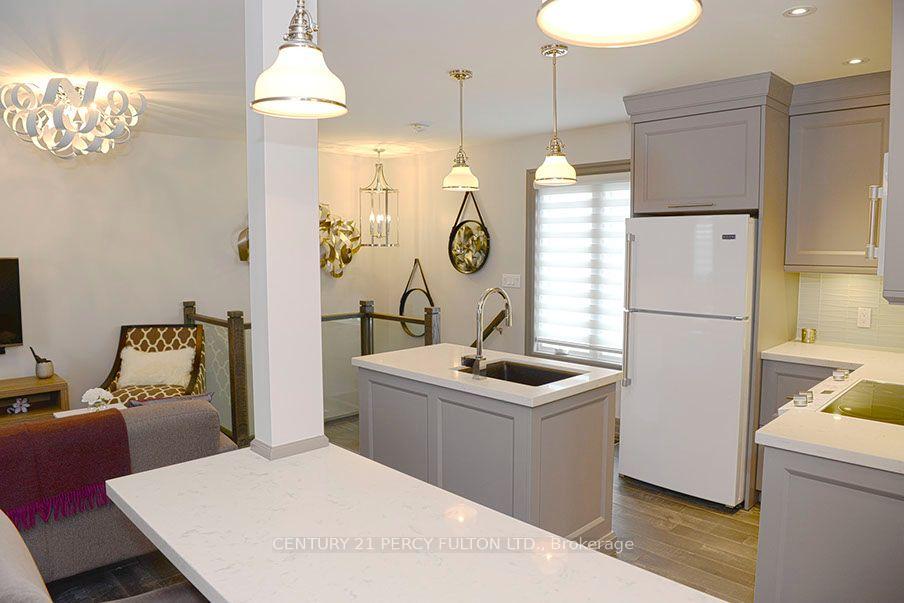 Photo 5 of Unit Coach house, 44 Hawkridge Avenue, Markham, Bullock — HOMEH