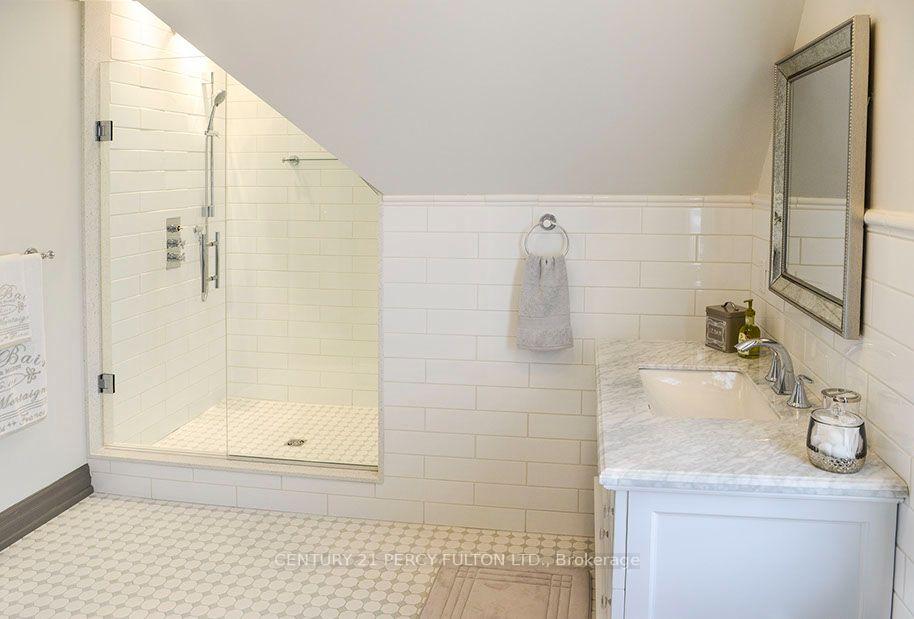 Photo 8 of Unit Coach house, 44 Hawkridge Avenue, Markham, Bullock — HOMEH