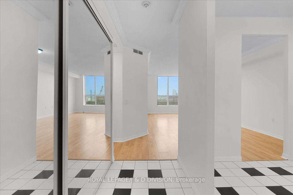 Photo 6 of Unit 1306, 21 Overlea Boulevard, Toronto, Thorncliffe Park — HOMEH