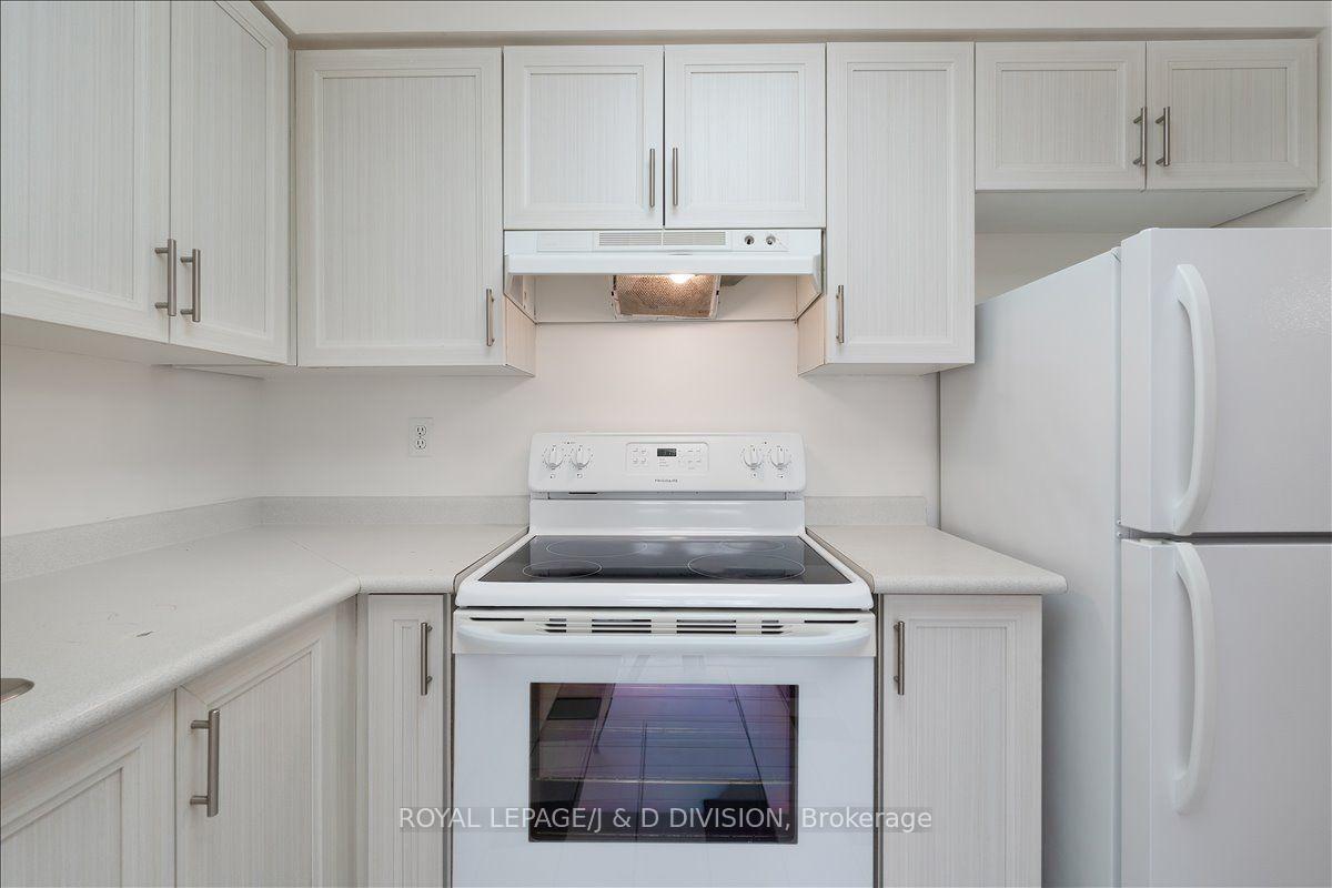 Photo 10 of Unit 1306, 21 Overlea Boulevard, Toronto, Thorncliffe Park — HOMEH