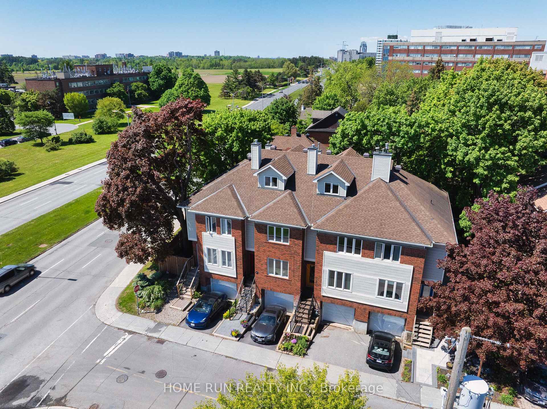 Photo 5 of 8 Gwynne Avenue, Ottawa, Civic Hospital — HOMEH