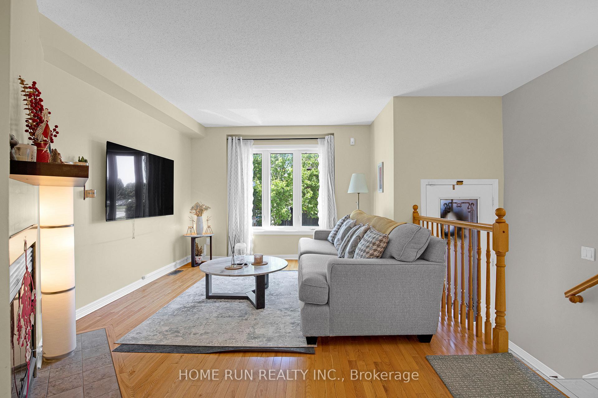 Photo 9 of 8 Gwynne Avenue, Ottawa, Civic Hospital — HOMEH