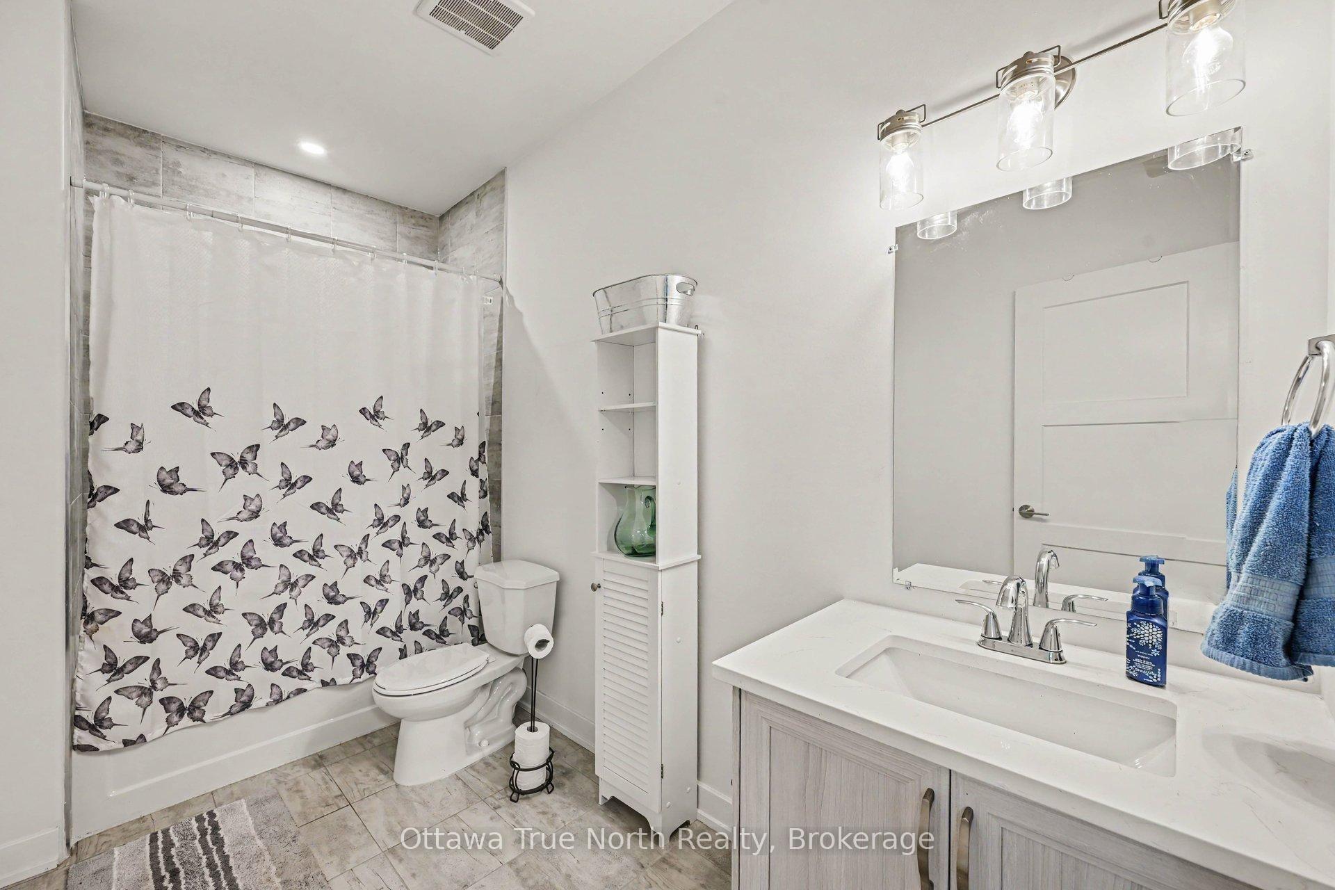 Photo 21 of 1196 Flat Rapids Road, McNab/Braeside, Mcnab/Braeside Twps — HOMEH