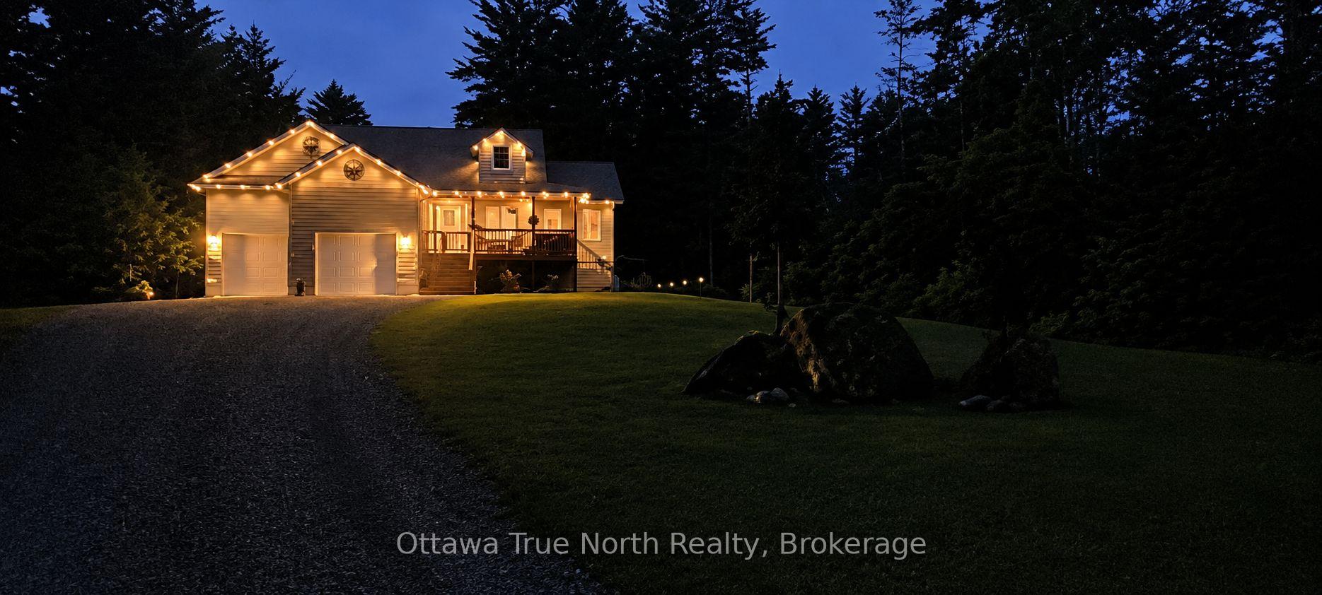Photo 27 of 1196 Flat Rapids Road, McNab/Braeside, Mcnab/Braeside Twps — HOMEH