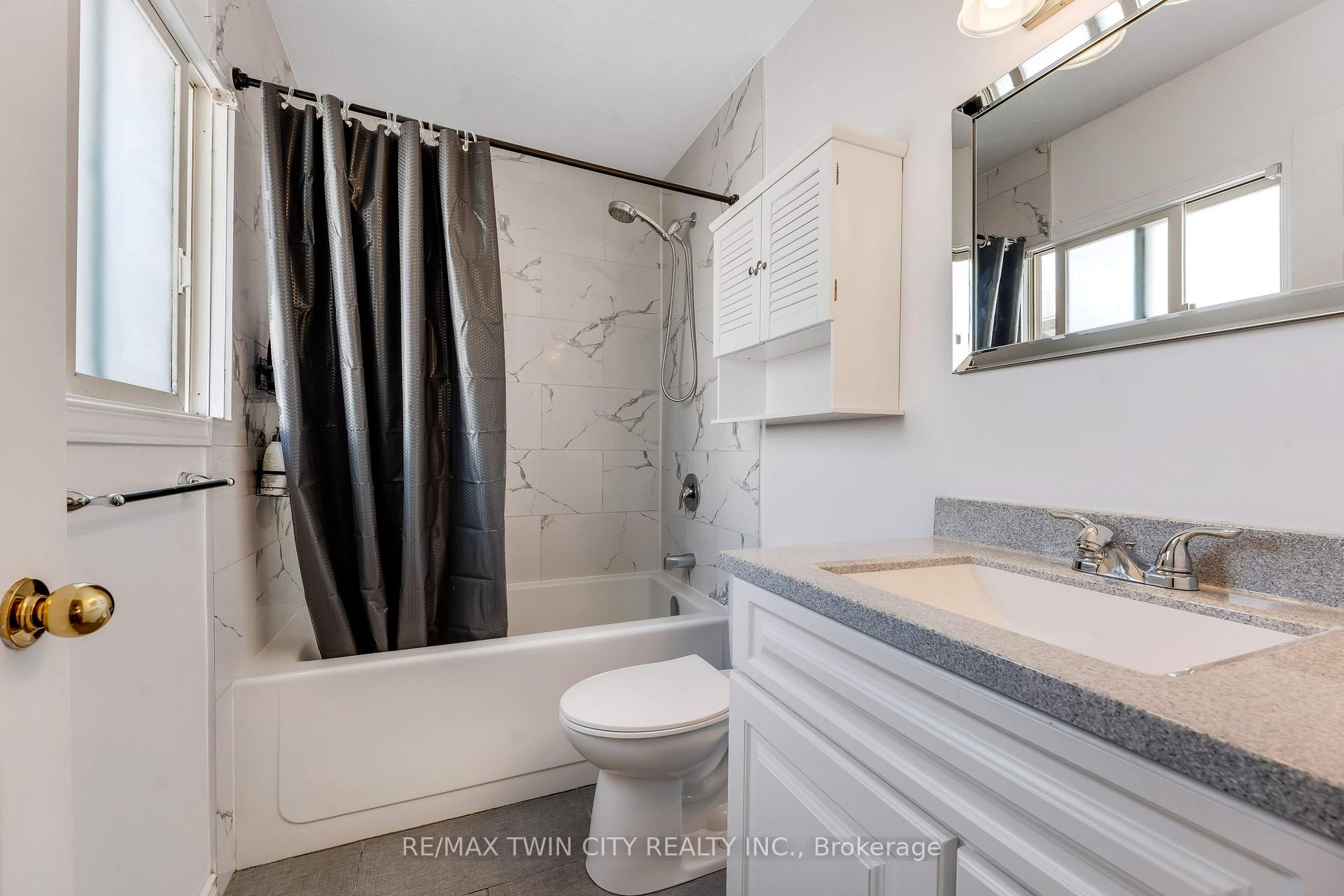 Photo 27 of 131 Brierdale Drive, Kitchener, Idlewood — HOMEH