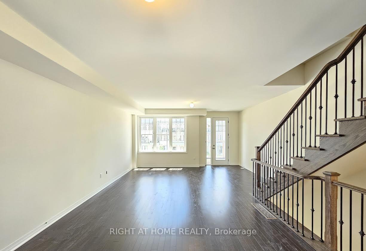 Photo 11 of 8 Clarington Boulevard, Clarington, Bowmanville — HOMEH