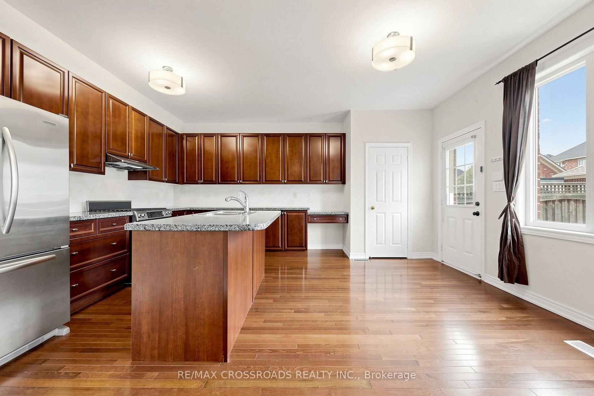 Photo 12 of 52 Dungannon Drive, Markham, Angus Glen — HOMEH