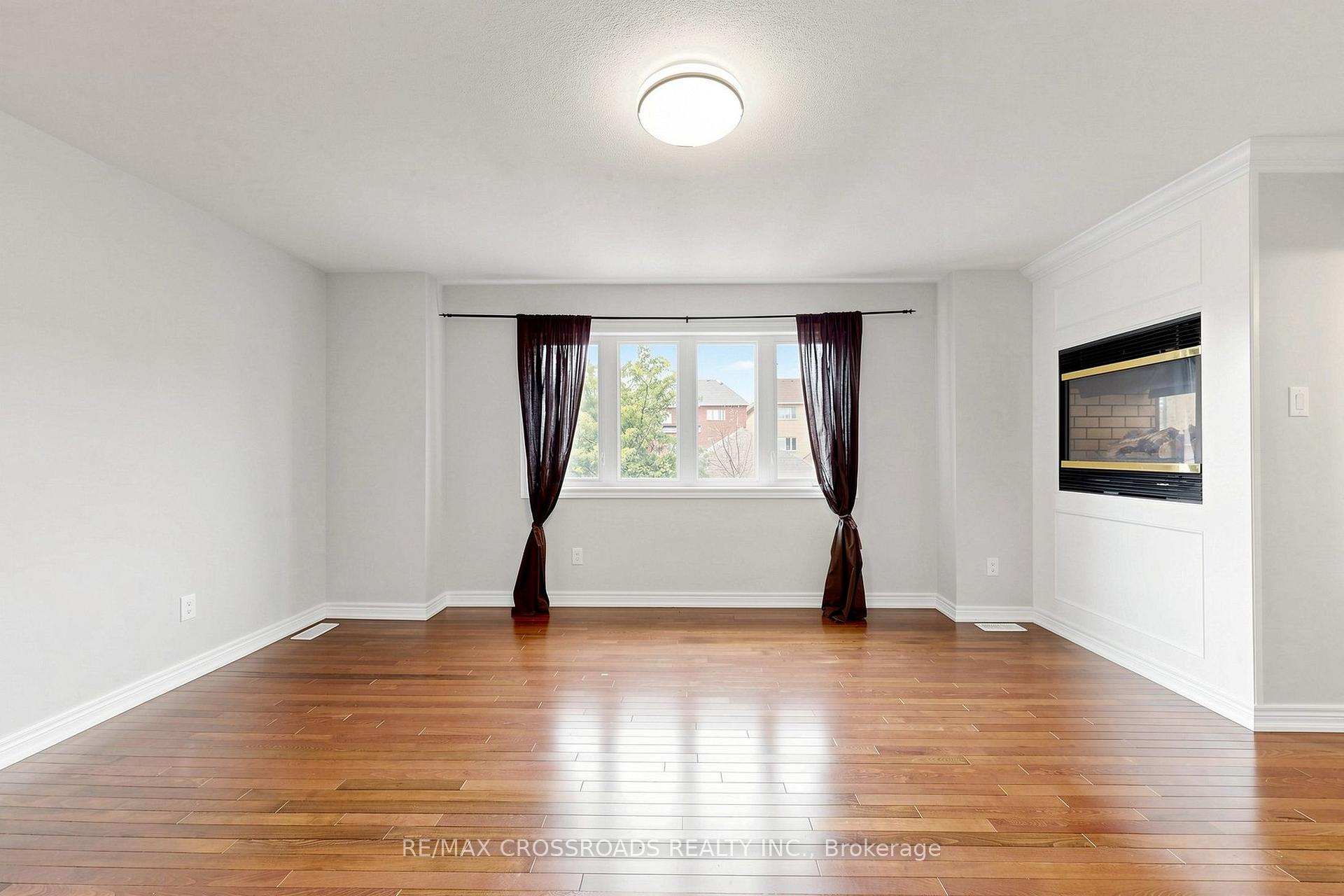Photo 17 of 52 Dungannon Drive, Markham, Angus Glen — HOMEH