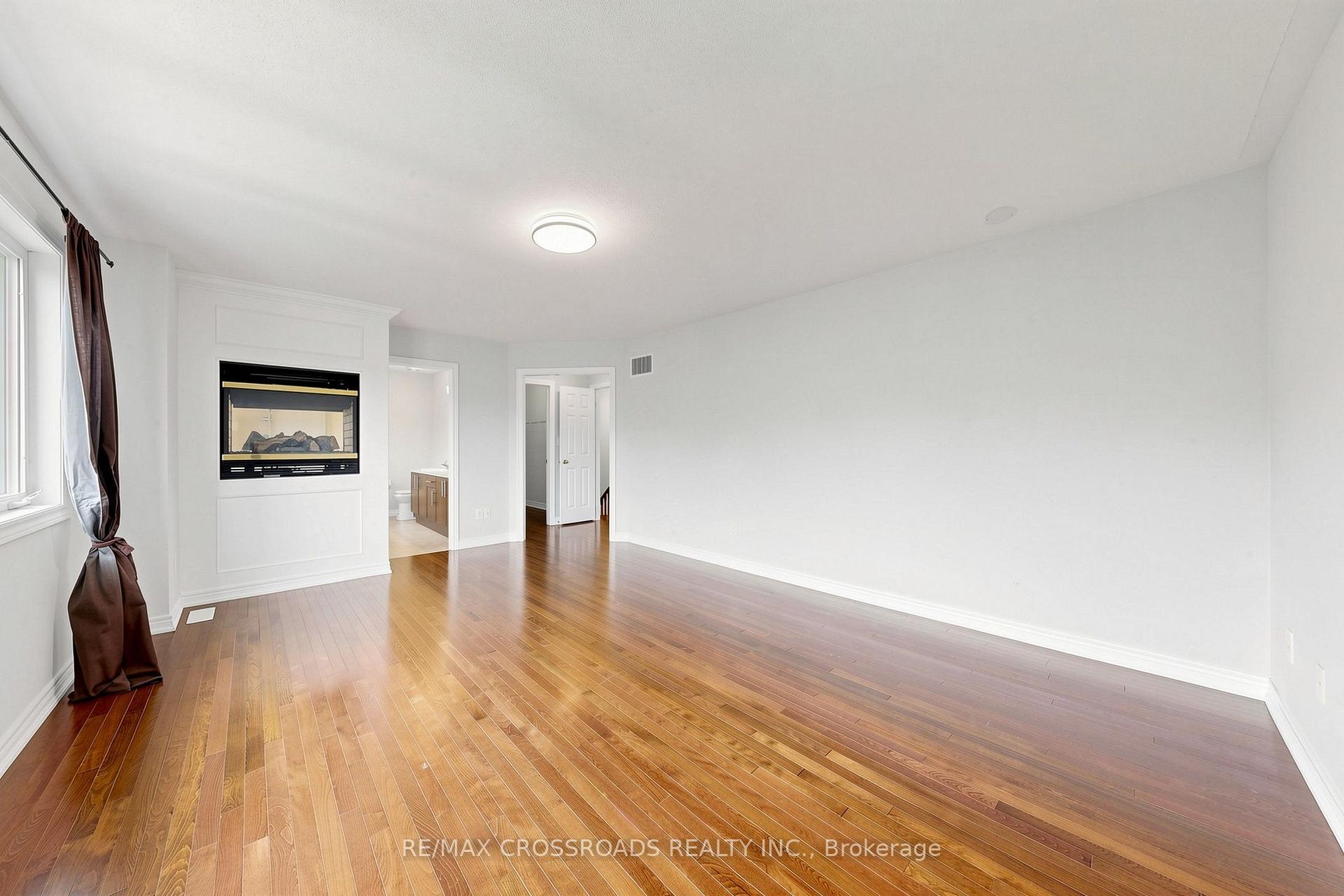 Photo 18 of 52 Dungannon Drive, Markham, Angus Glen — HOMEH