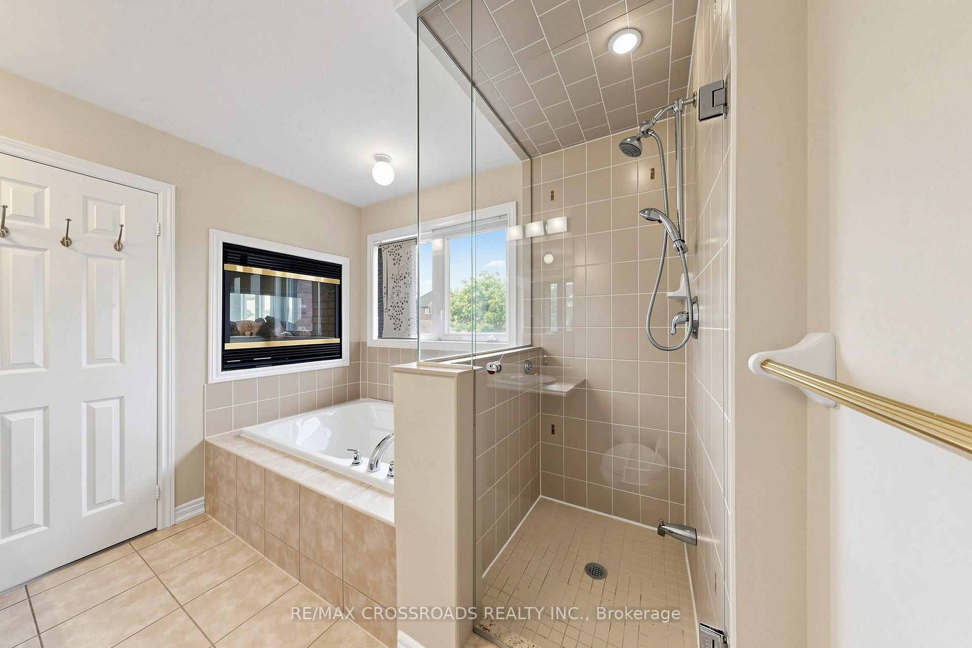 Photo 21 of 52 Dungannon Drive, Markham, Angus Glen — HOMEH