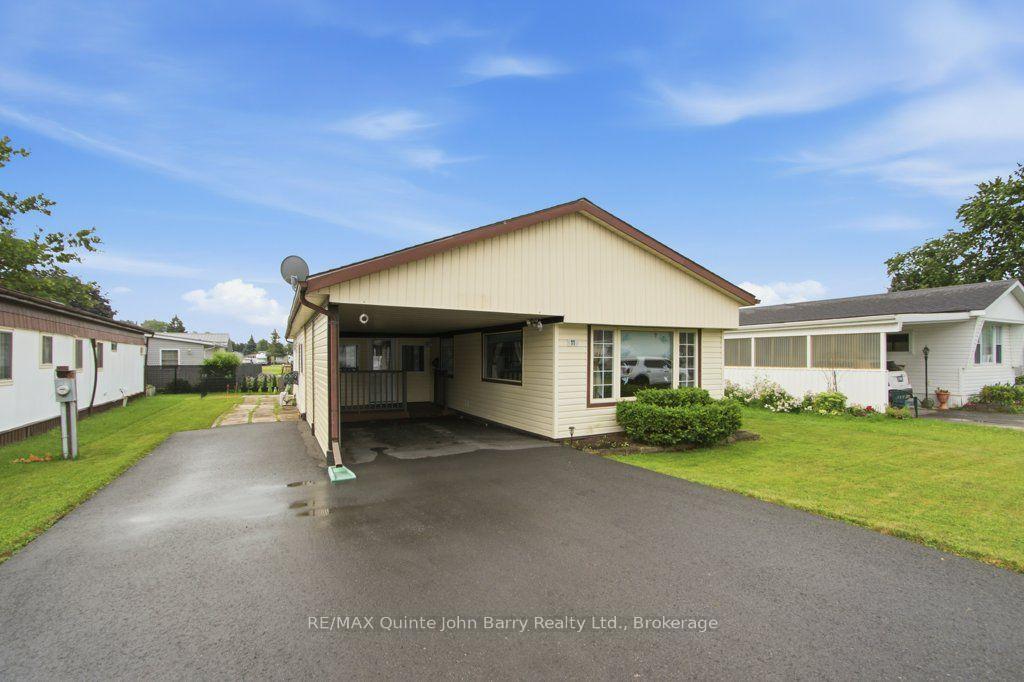 Photo 2 of 11 Killdeer Lane, Belleville, Belleville Ward — HOMEH