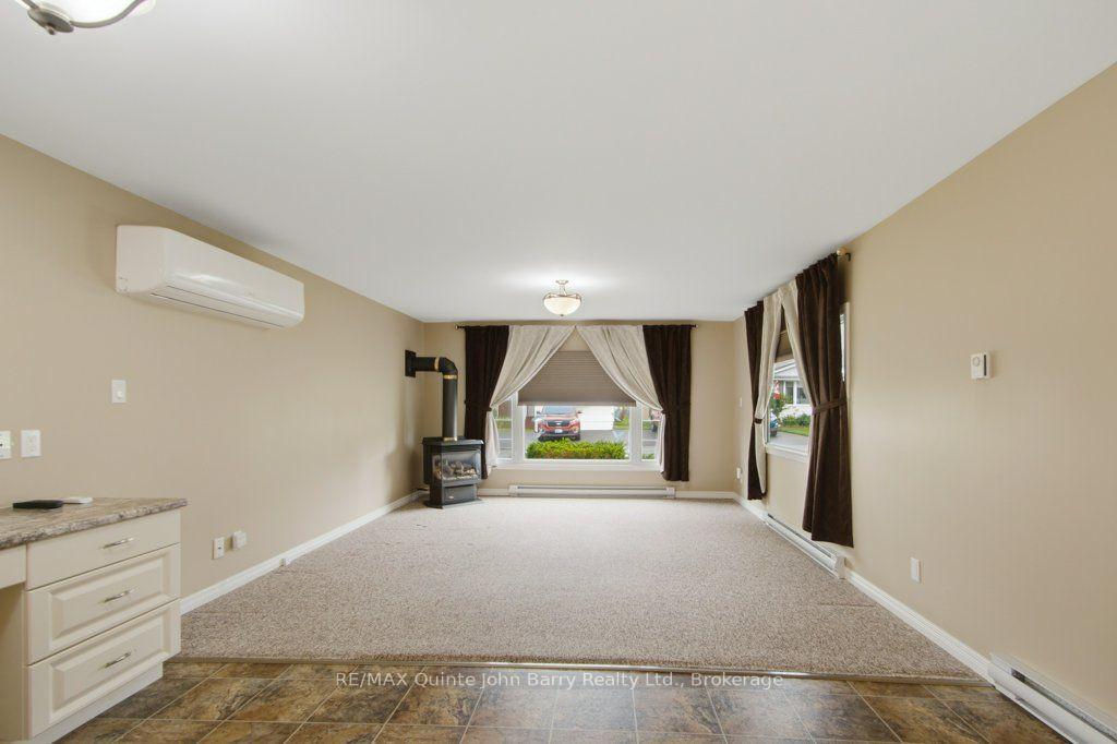 Photo 6 of 11 Killdeer Lane, Belleville, Belleville Ward — HOMEH