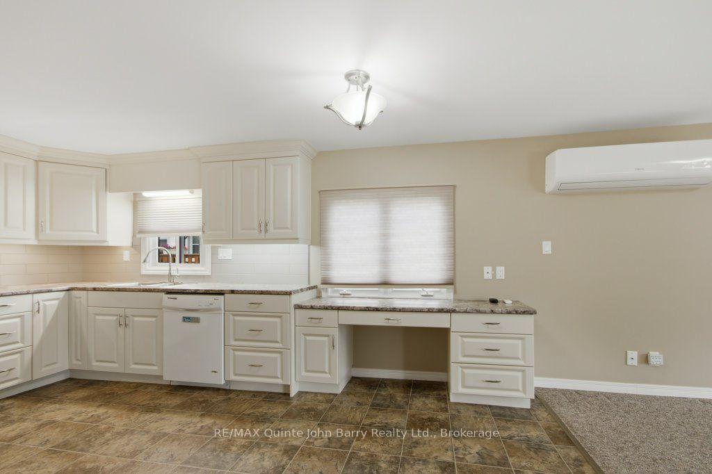Photo 10 of 11 Killdeer Lane, Belleville, Belleville Ward — HOMEH