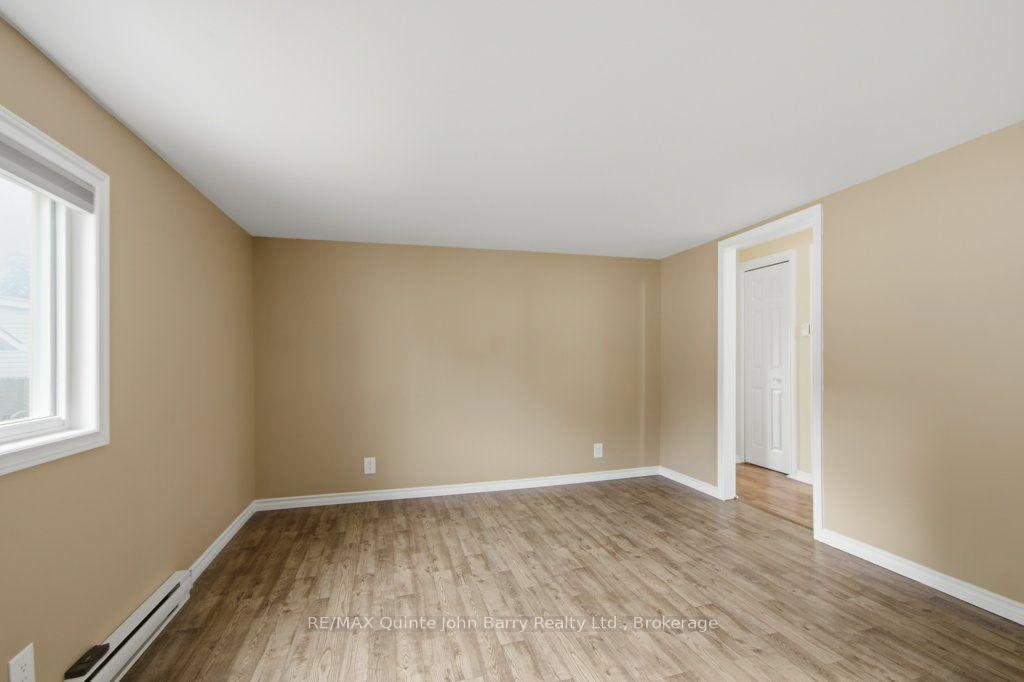 Photo 15 of 11 Killdeer Lane, Belleville, Belleville Ward — HOMEH