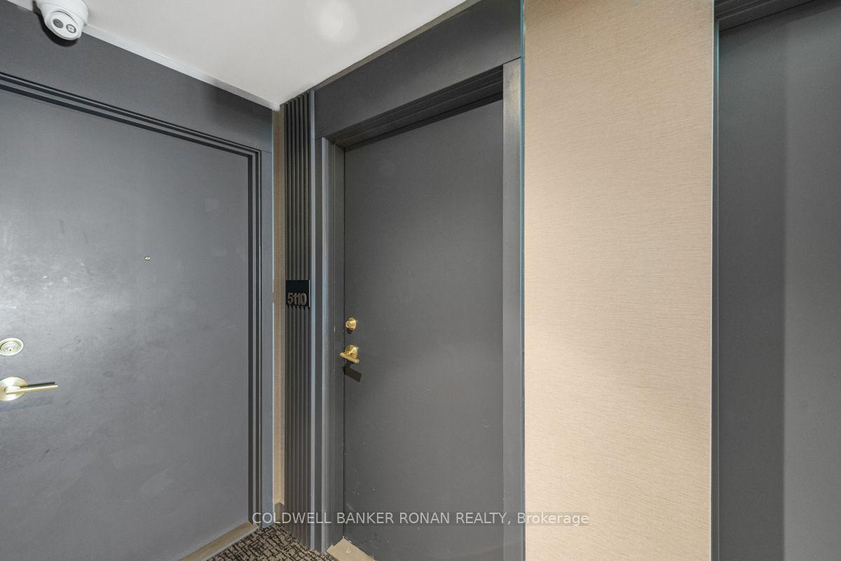 Photo 3 of Unit 5110, 5 Buttermill Avenue, Vaughan, Concord — HOMEH