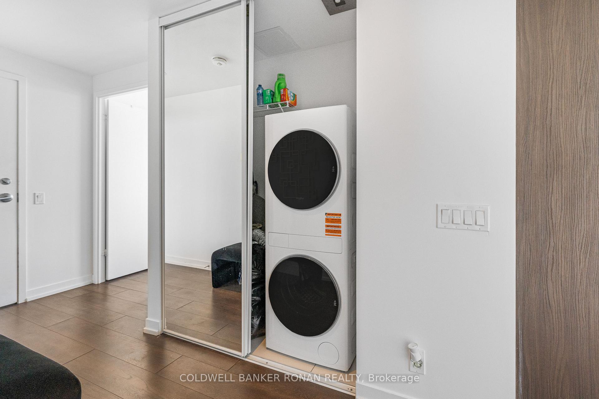 Photo 13 of Unit 5110, 5 Buttermill Avenue, Vaughan, Concord — HOMEH