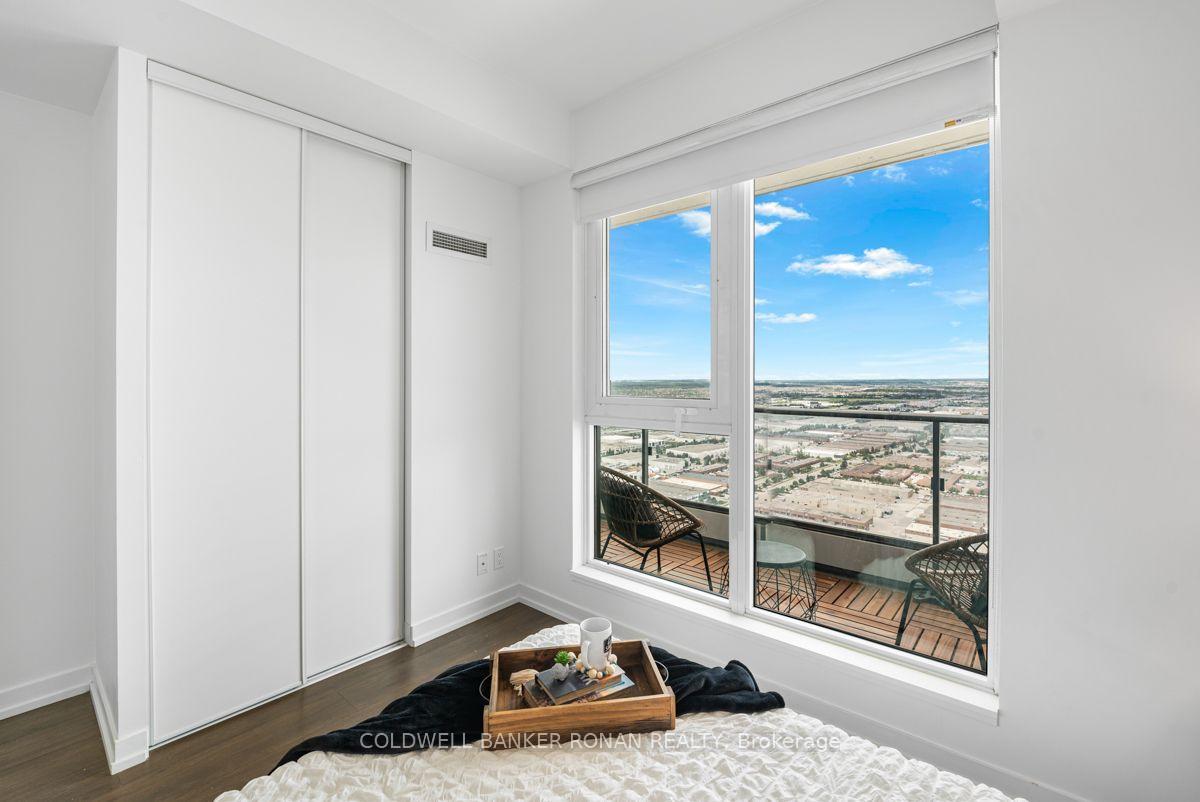 Photo 15 of Unit 5110, 5 Buttermill Avenue, Vaughan, Concord — HOMEH