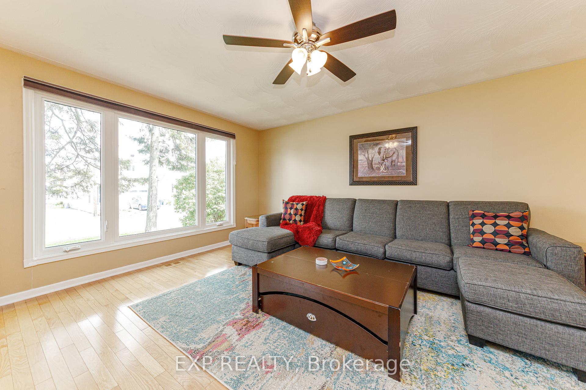 Photo 3 of 1642 Valmarie Avenue, Ottawa, Carleton Heights — HOMEH