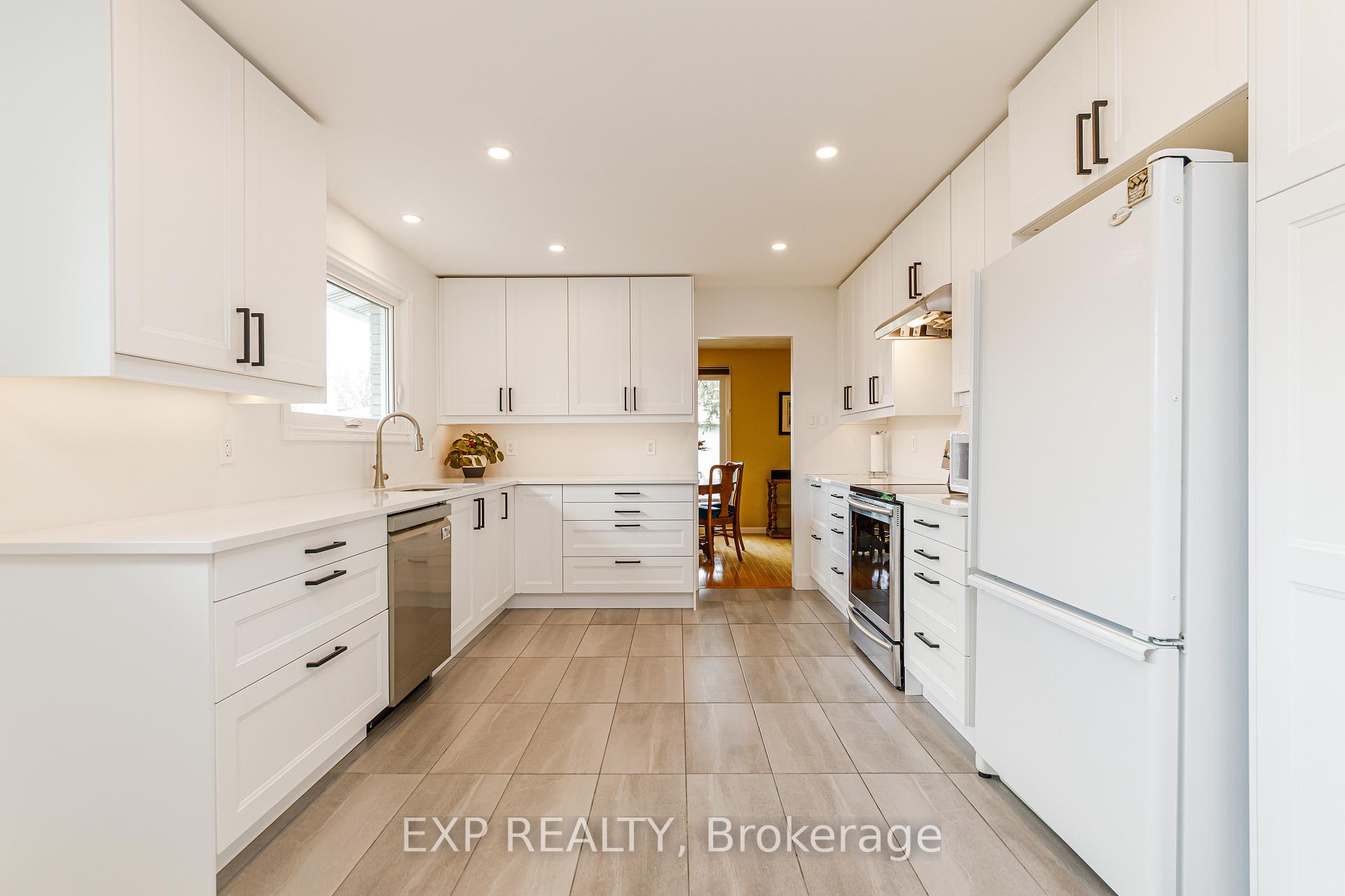 Photo 7 of 1642 Valmarie Avenue, Ottawa, Carleton Heights — HOMEH