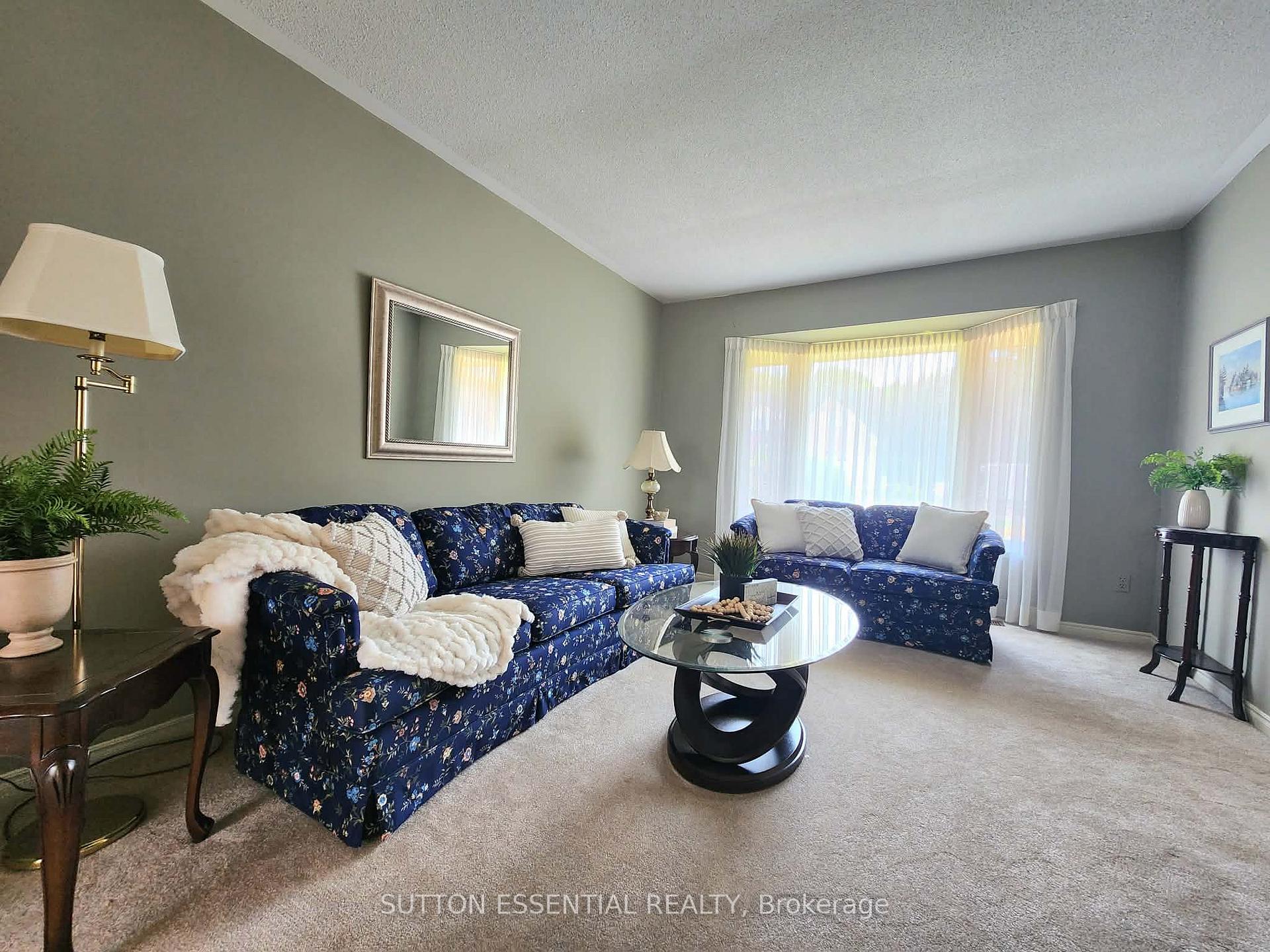 Photo 10 of 116 Margaret Place, Brockville, Brockville — HOMEH