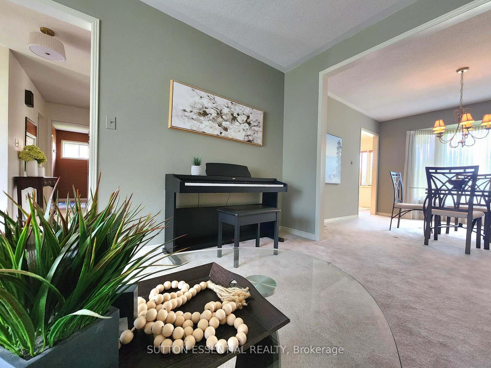 Photo 11 of 116 Margaret Place, Brockville, Brockville — HOMEH