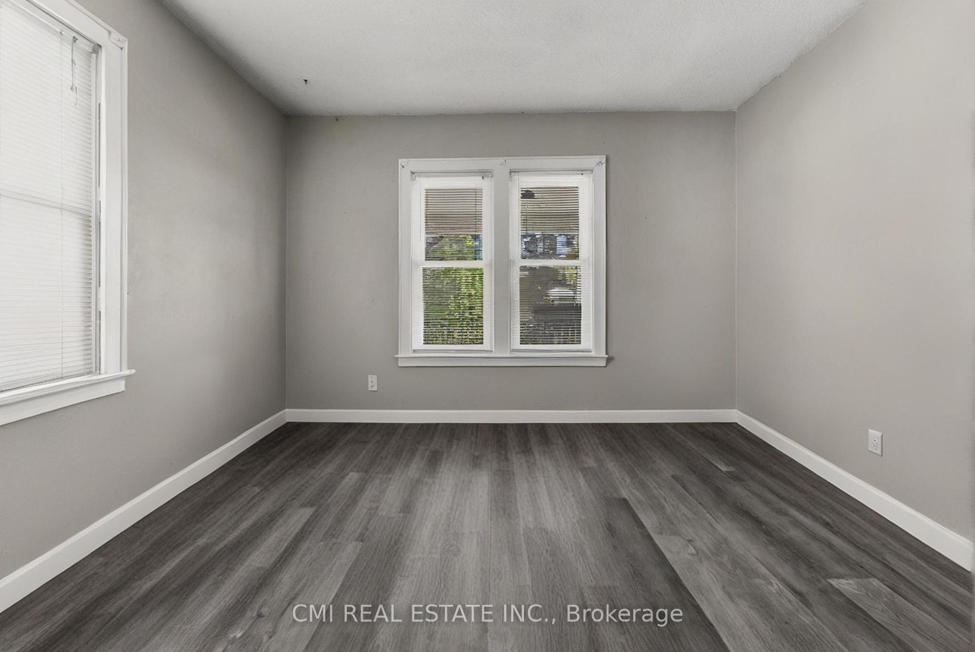 Photo 5 of 433 Lydia Street, Sarnia — HOMEH
