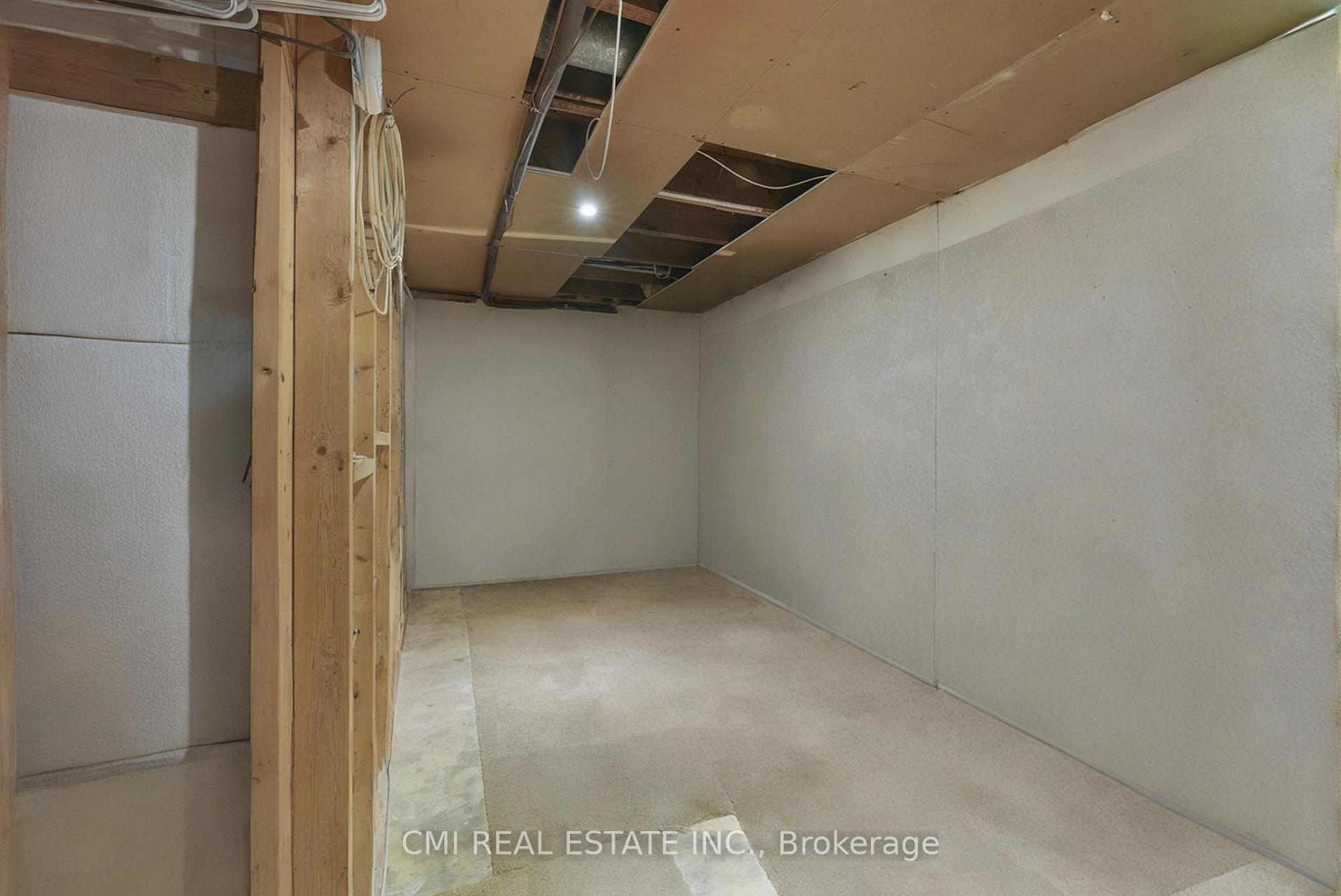 Photo 33 of 433 Lydia Street, Sarnia — HOMEH