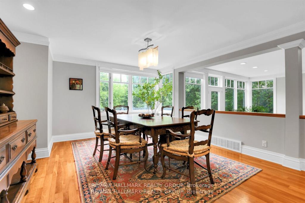 Photo 5 of 23 Davidson Drive, Ottawa, Rothwell Heights — HOMEH