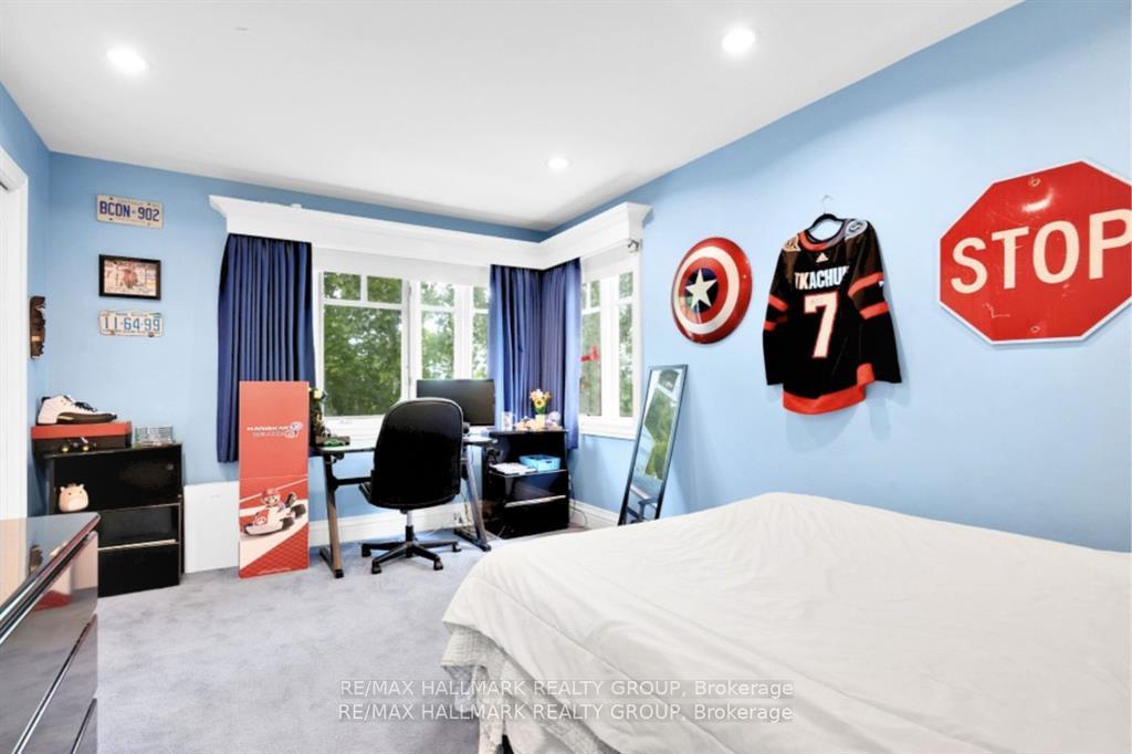 Photo 20 of 23 Davidson Drive, Ottawa, Rothwell Heights — HOMEH
